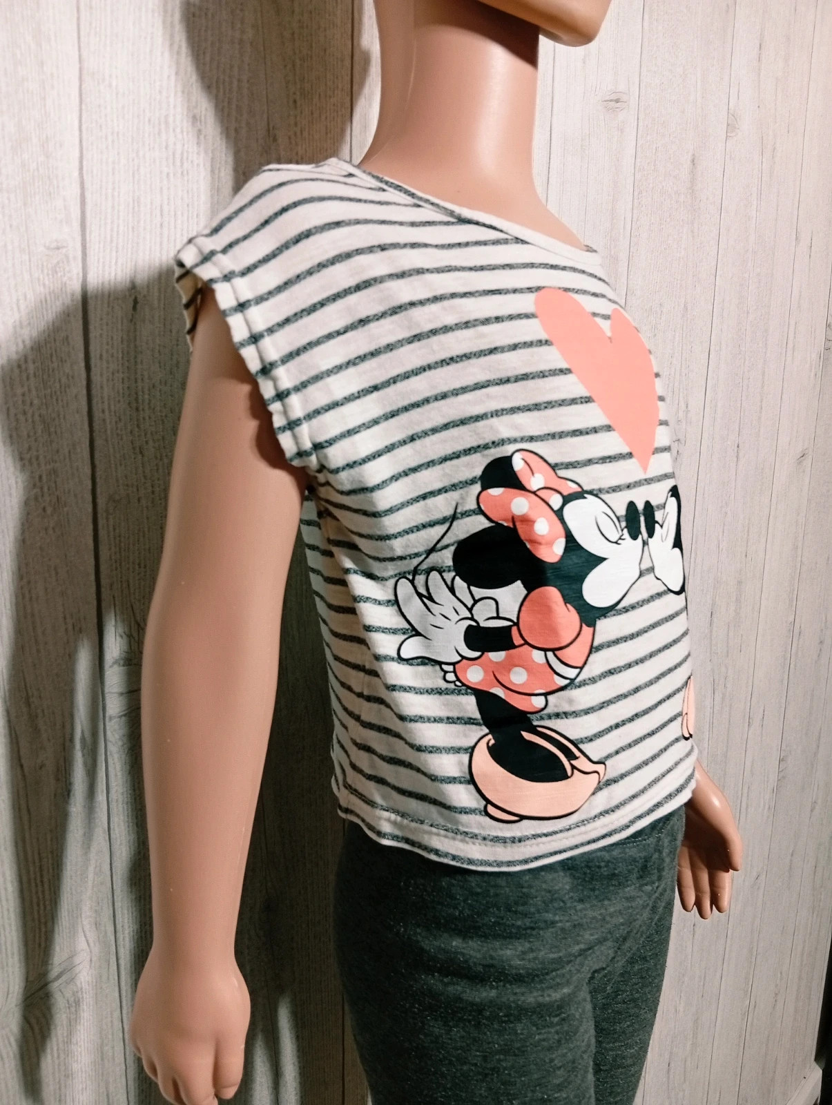 T-shirt manche courte minnie - taille 6 ans (116 cm) - Disney - couleur blanc gris multicolore – Disney – taille 6 ans / 116 cm 2