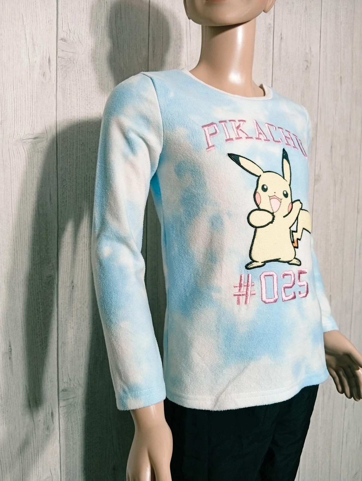 Haut de pyjama à manches longues imprimé fille- taille 8 ans- pokemon - couleur bleu clair et blanc – Pokémon – taille 8 ans / 128 cm 4