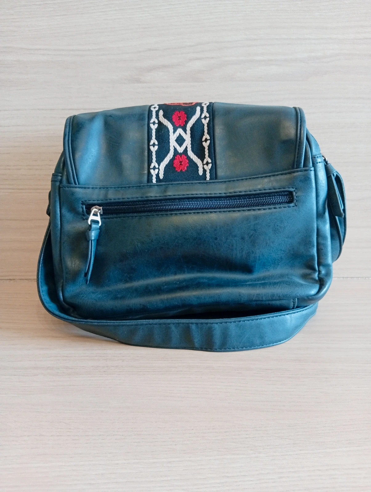 Sac a bandoulière femme- taille 25×25×10 - pepe jeans - couleur noir – Pepe Jeans 3