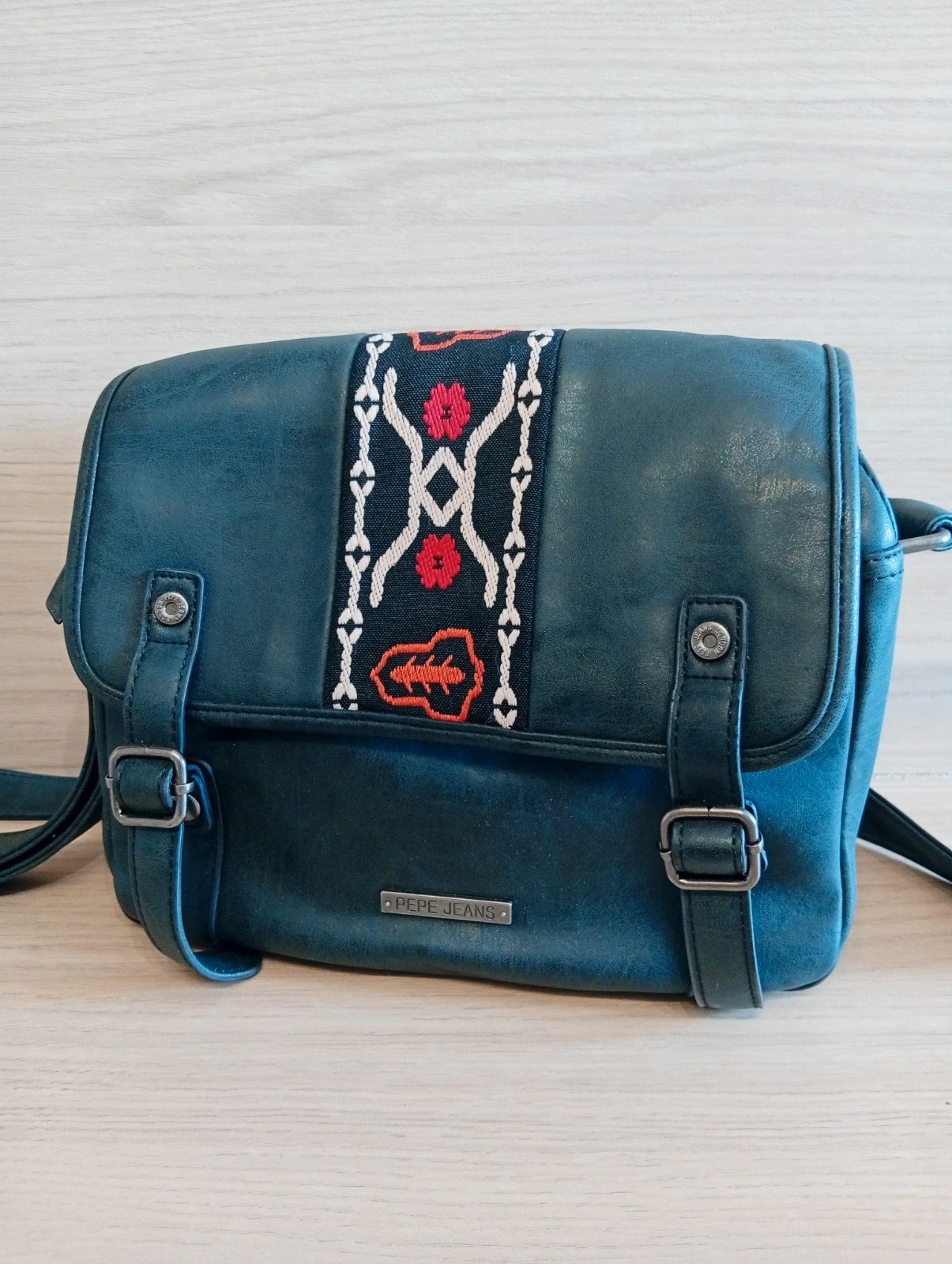 Sac a bandoulière femme- taille 25×25×10 - pepe jeans - couleur noir