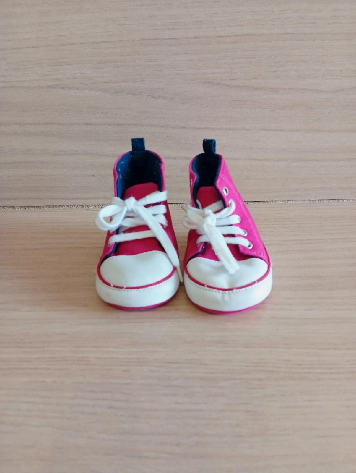 Chaussures bebe fille - taille 6/12 mois - couleur fushia et blanc – taille 15 et moins 2