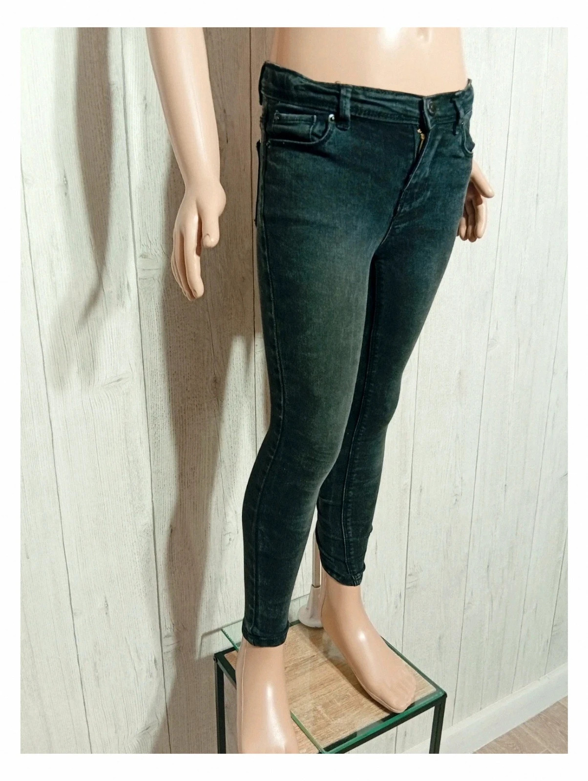 Jeans skinny fille - taille 8 ans (126/131 cm) - Kiabi - couleur noir – Kiabi – taille 8 ans / 128 cm 4