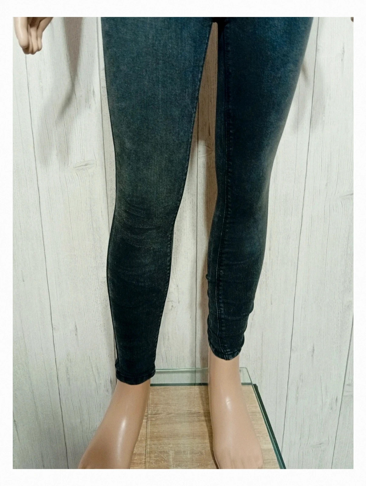 Jeans skinny fille - taille 8 ans (126/131 cm) - Kiabi - couleur noir – Kiabi – taille 8 ans / 128 cm 3