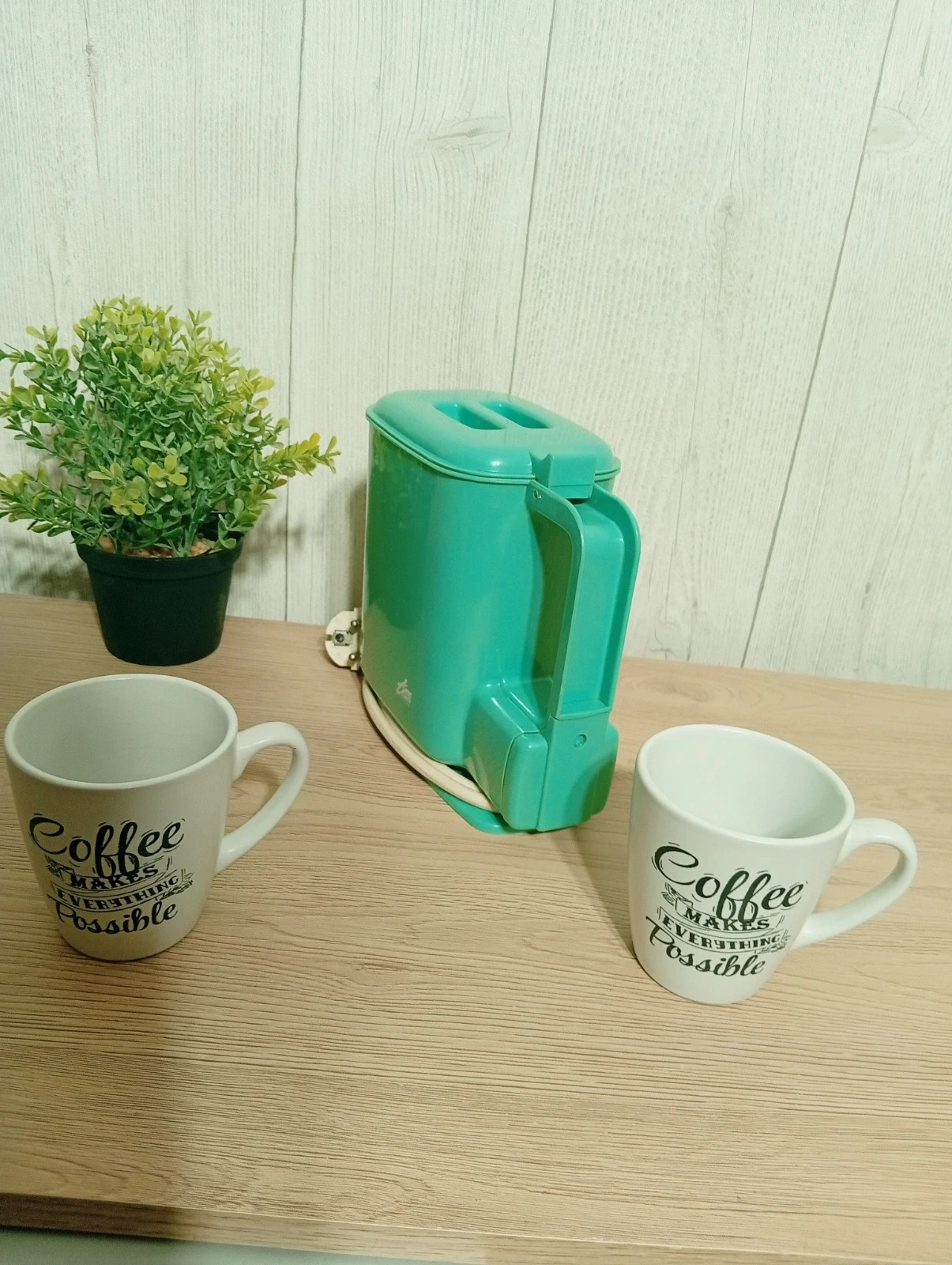 Bouilloires de cuisine -vintage - Team - couleur vert menthe- très bon etat – Team 5