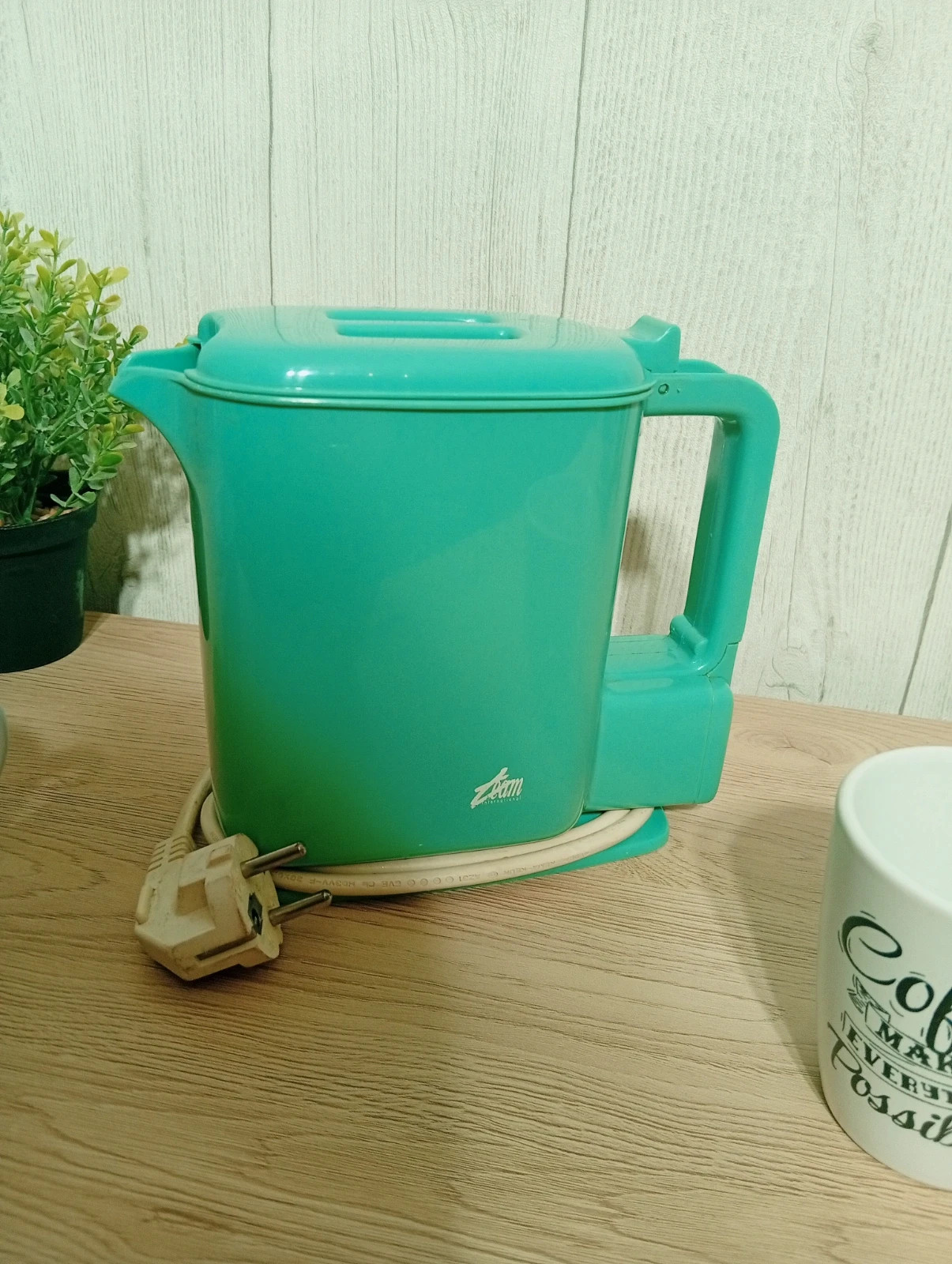 Bouilloires de cuisine -vintage - Team - couleur vert menthe- très bon etat – Team 3