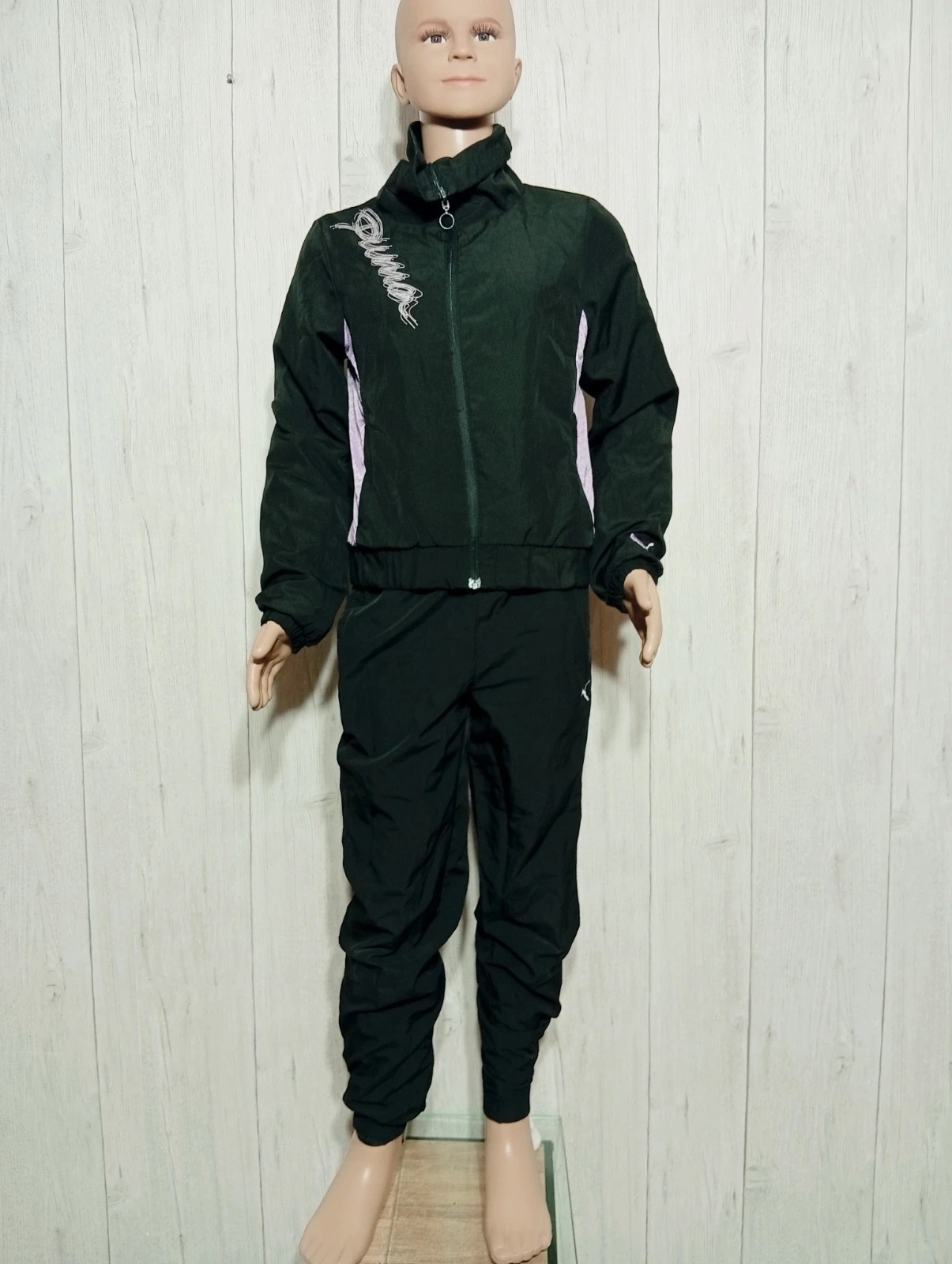 Ensemble de survêtement 2 pieces fille - taille 10 ans (140 cm) - puma - couleur noir et lila – Puma – taille 10 ans / 140 cm