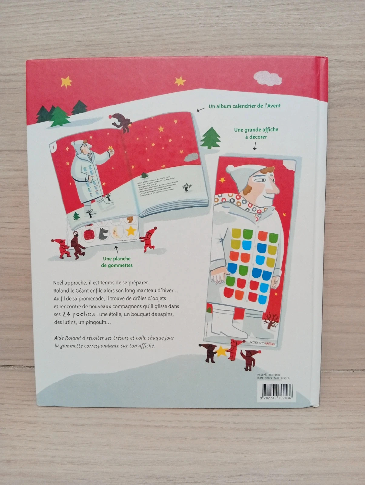Livre le géant de noel - taille - Magalie bardos - couleur rouge et blanc 4