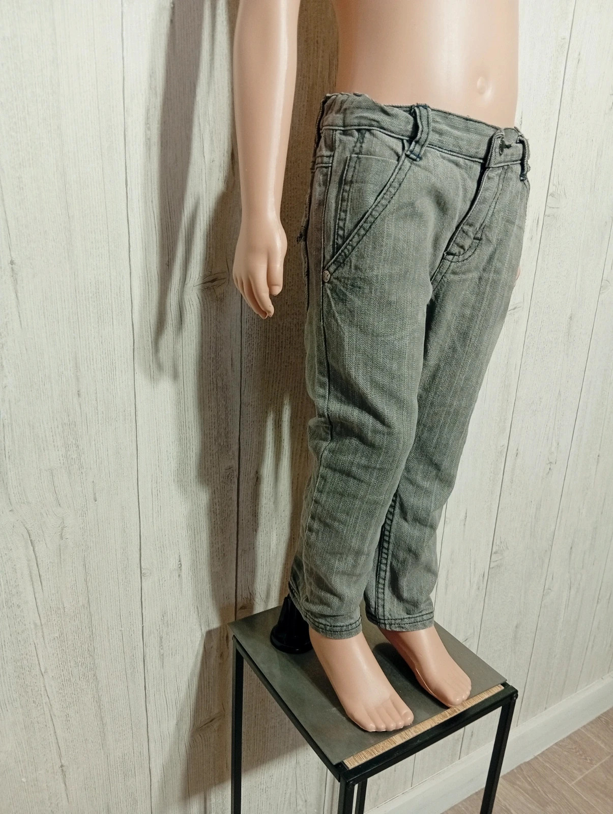 Jeans garçon - taille 4ans (102 cm) - Vertbaudet - couleur gris – Vertbaudet – taille 4 ans / 104 cm 4