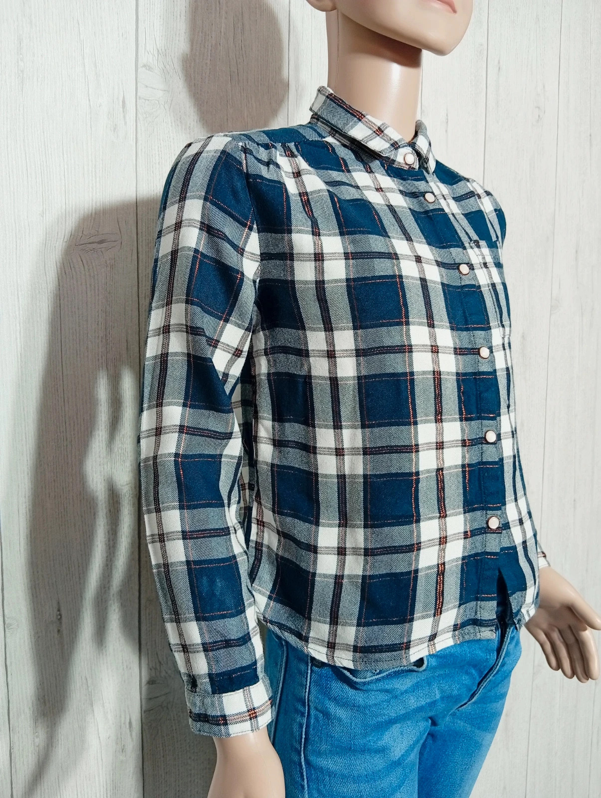 Chemise a carreaux manches longues fille-taille 8 ans (126/131 cm)-Kiabi-couleur marine blanc dore – Kiabi – taille 8 ans / 128 cm 4