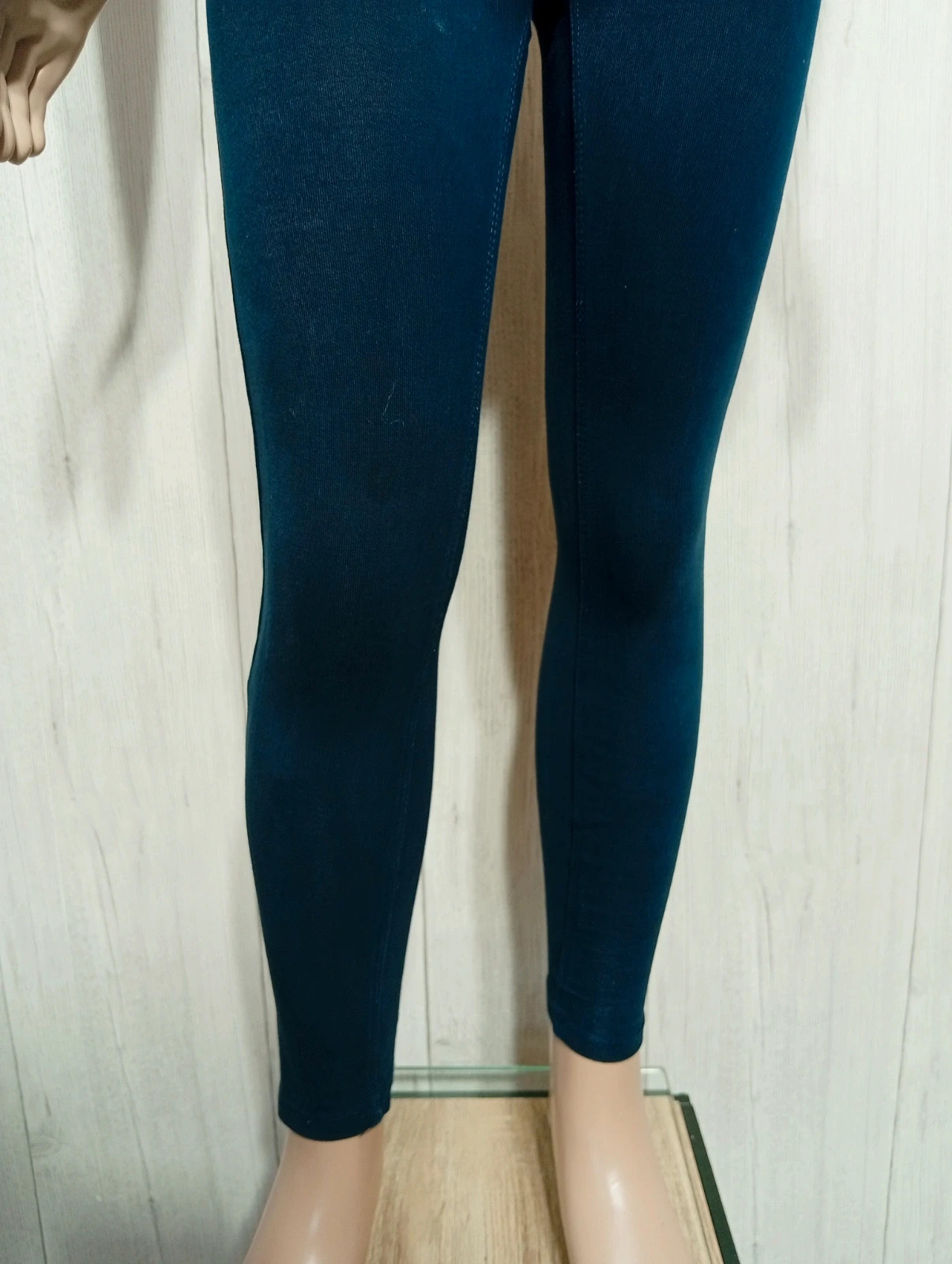 Leggins fille - taille 8 ans (126/131 cm) - Kiabi - couleur marine – Kiabi – taille 8 ans / 128 cm 3