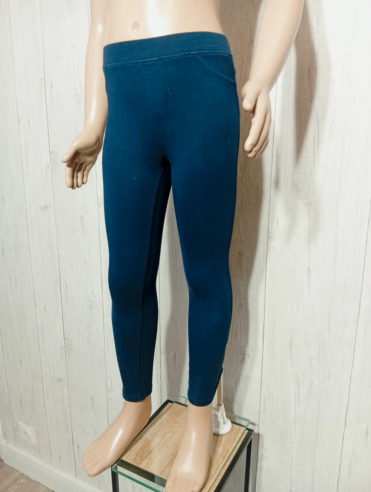 Leggins fille - taille 8 ans (126/131 cm) - Kiabi - couleur marine – Kiabi – taille 8 ans / 128 cm 5