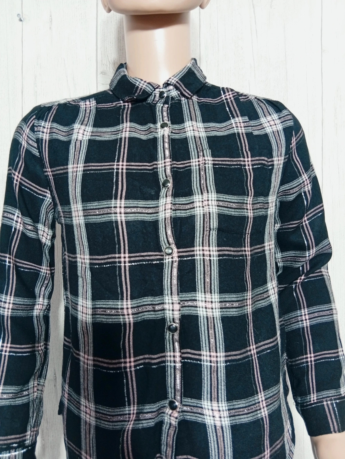 Chemise a manches longues fille - taille 8 ans (126/131 cm) - Kiabi - couleur noir blanc rose – Kiabi – taille 8 ans / 128 cm 2