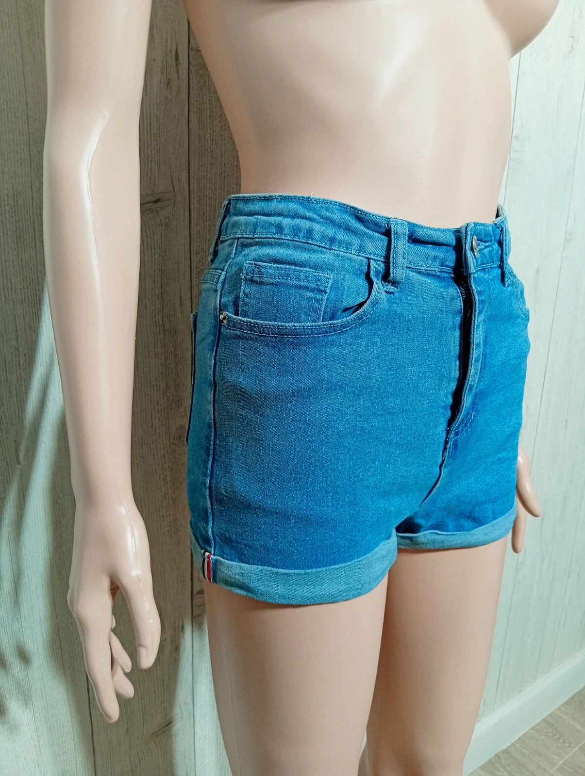 Short en jean fille - taille 14ans/S (164 cm) - shein - couleur bleu – Shein – taille 14 ans / 164 cm 2