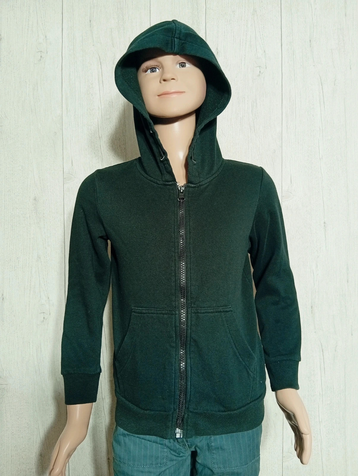 Gilet zippes garçon - taille 8 ans (128 cm) - la halle - couleur noir – La Halle – taille 8 ans / 128 cm