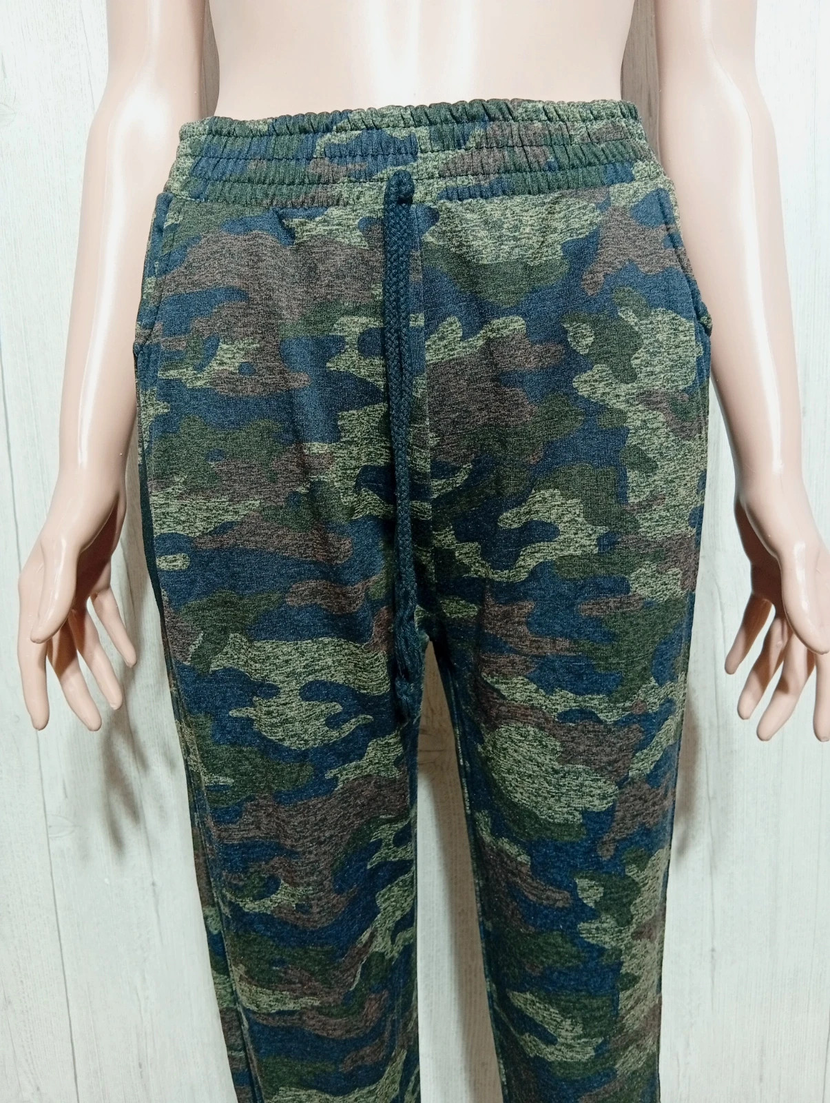 Pantalon jogging femme - taille L/40 - couleur kaki noir – taille L / 40 / 12 2