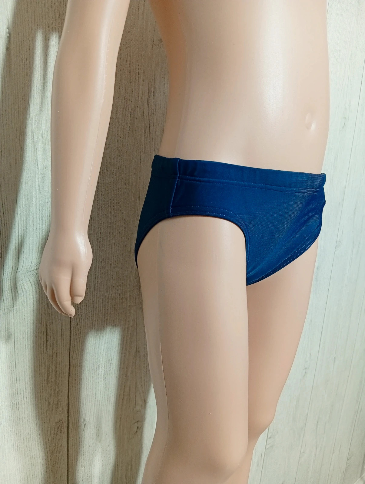 Slip de bain garcon - taille 7/8 ans (123/130cm) - decathlon - couleur marine – Decathlon – taille 7 ans / 122 cm 2
