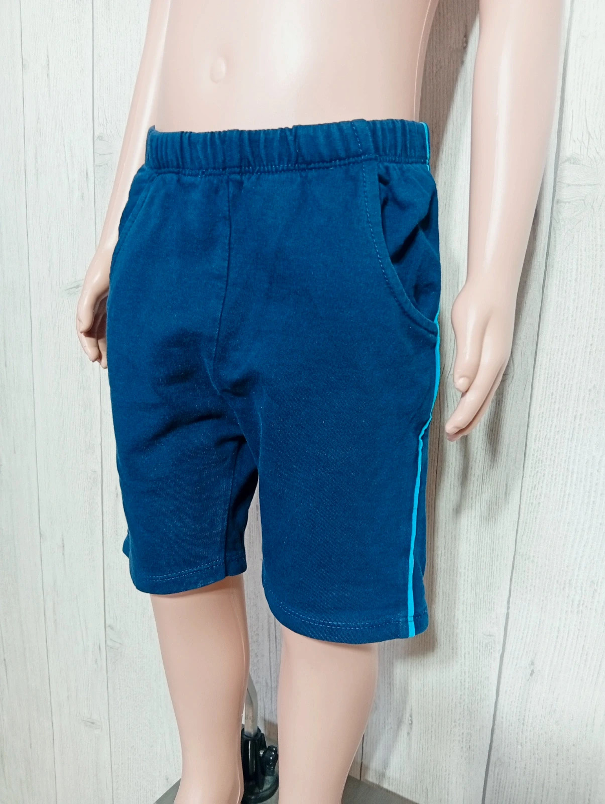 Short garcon - taille 5 ans/110 cm - couleur marine et turquoise – taille 5 ans / 110 cm 3