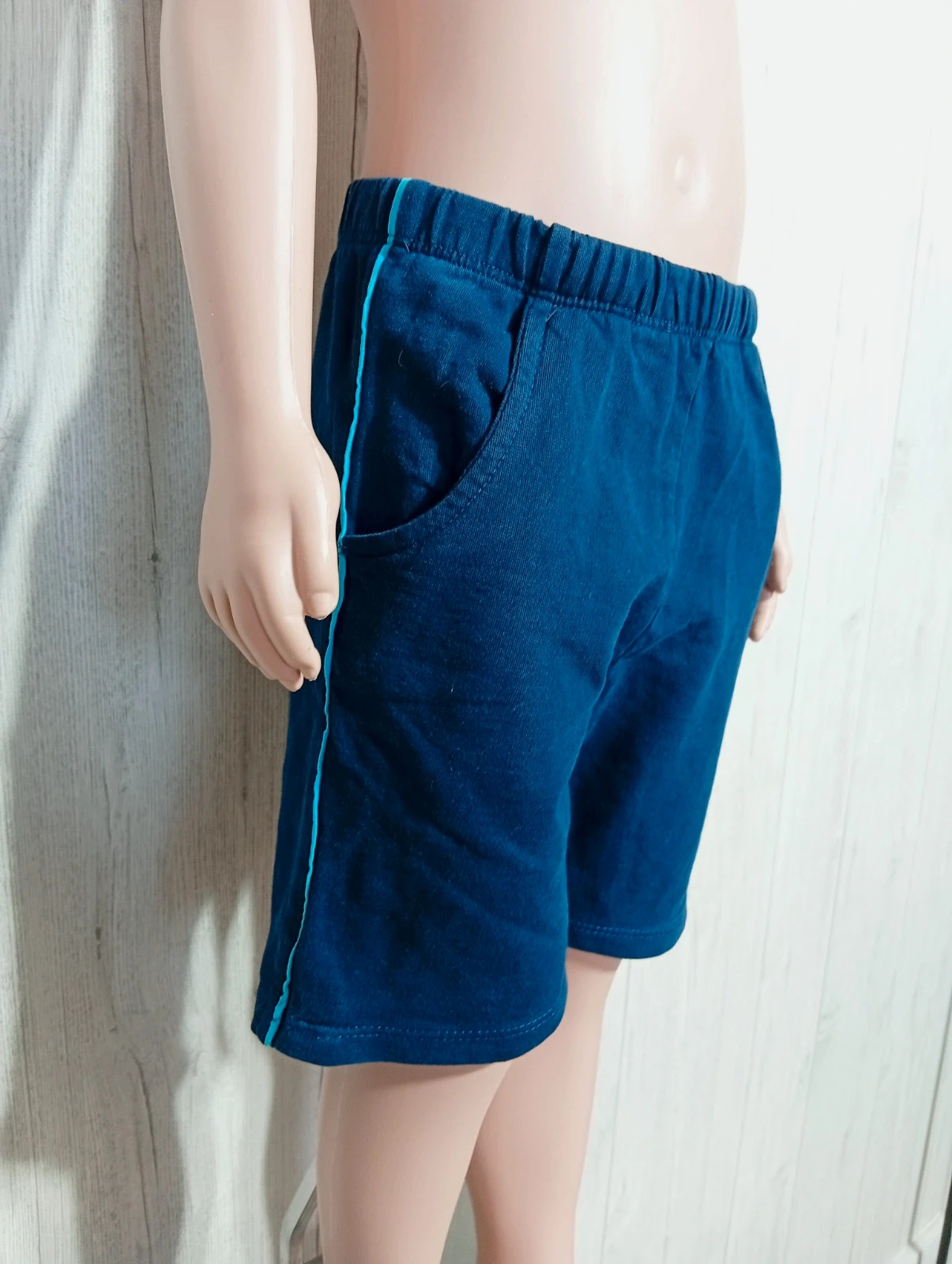 Short garcon - taille 5 ans/110 cm - couleur marine et turquoise – taille 5 ans / 110 cm 2