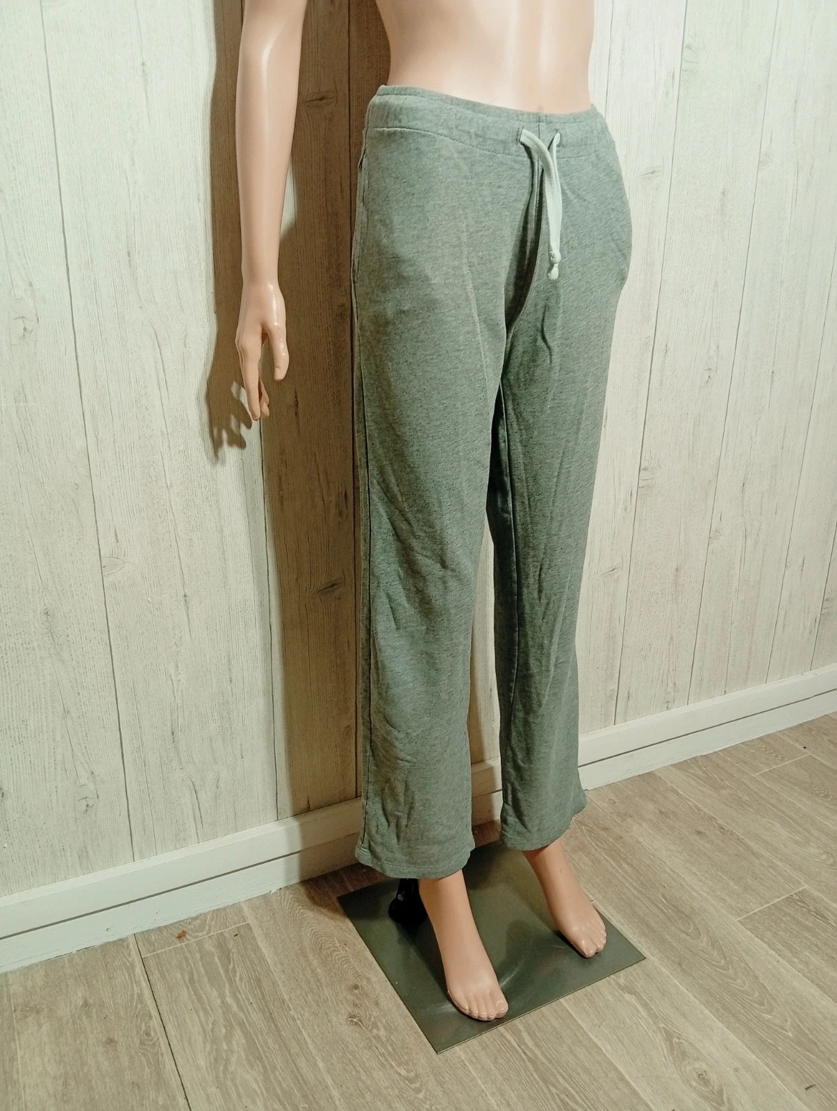 Pantalon jogging femme - taille L/40 - Kiabi - couleur gris – Kiabi – taille L / 40 / 12 4