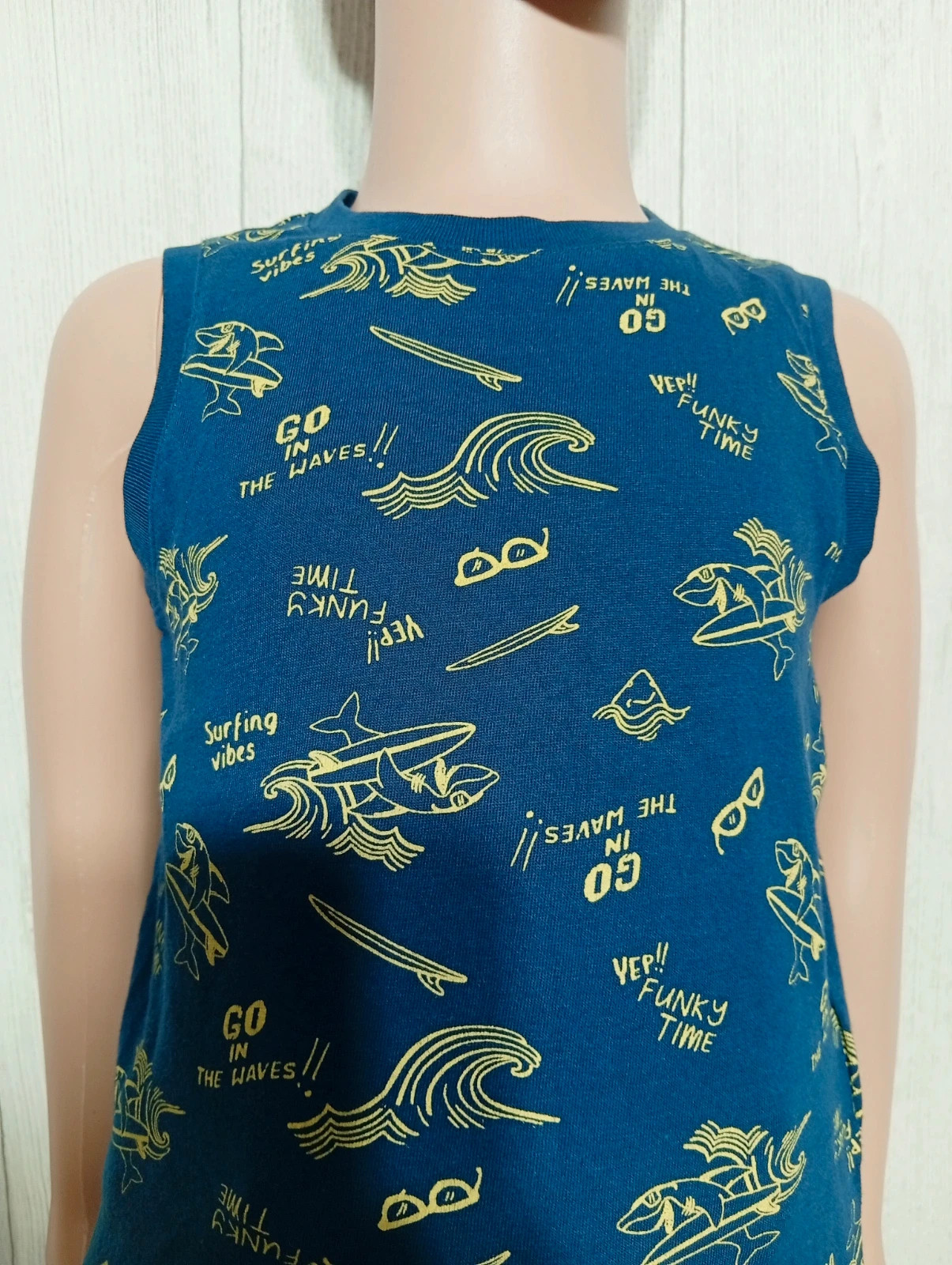 Débardeur garcon - taille 5 ans (110 cm) - La Halle - couleur marine jaune – La Halle – taille 5 ans / 110 cm 2