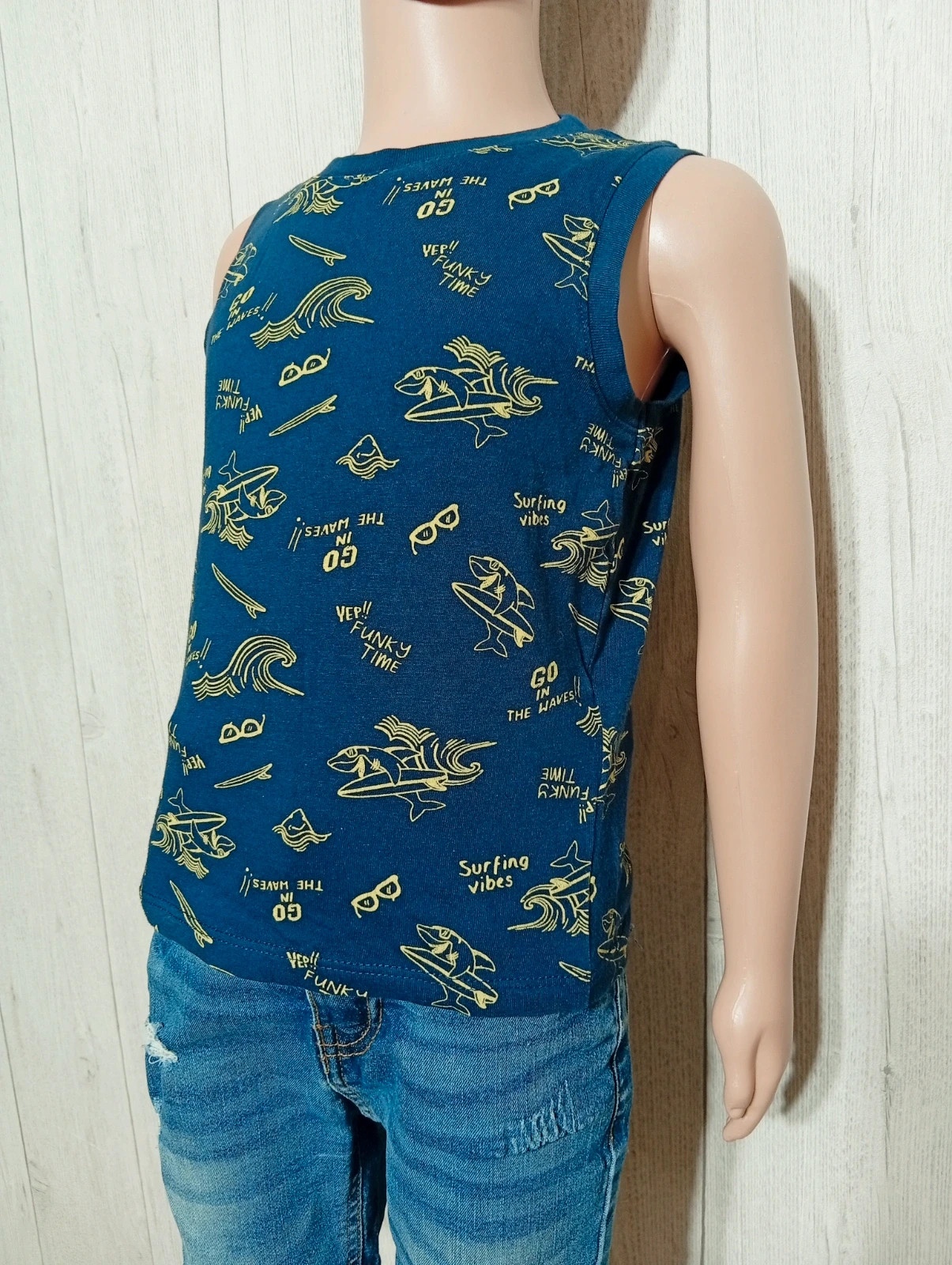 Débardeur garcon - taille 5 ans (110 cm) - La Halle - couleur marine jaune – La Halle – taille 5 ans / 110 cm 5