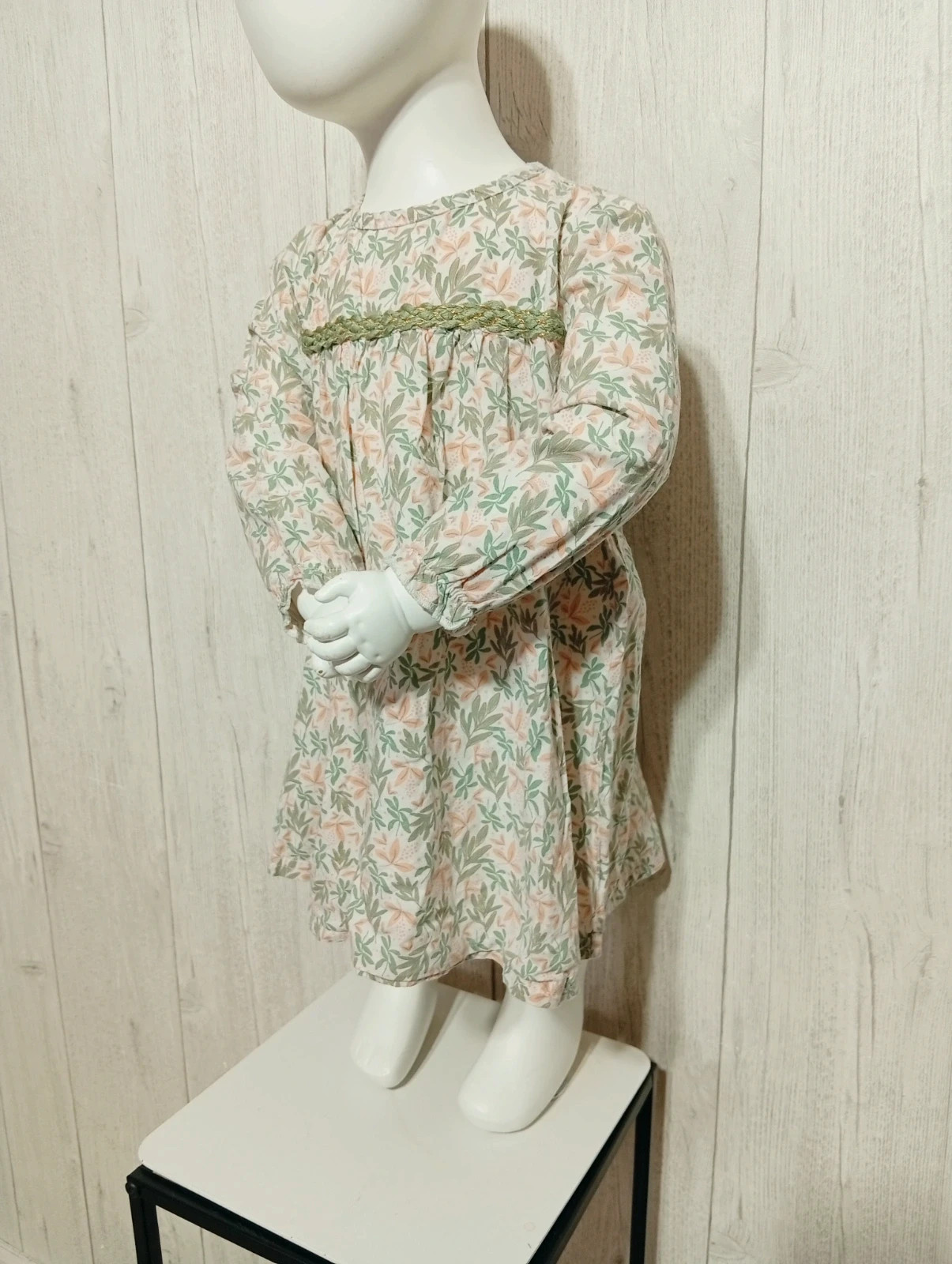 Robe imprimé a motif fleural - taille 18 mois (86 cm)- TQF - couleur blanc vert corail – TQF – taille 18-24 mois / 86 cm 5