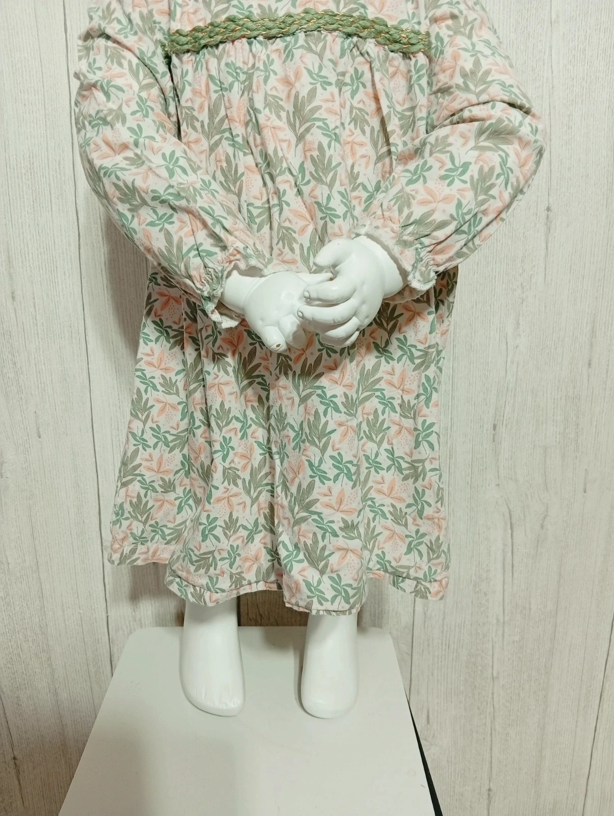 Robe imprimé a motif fleural - taille 18 mois (86 cm)- TQF - couleur blanc vert corail – TQF – taille 18-24 mois / 86 cm 3
