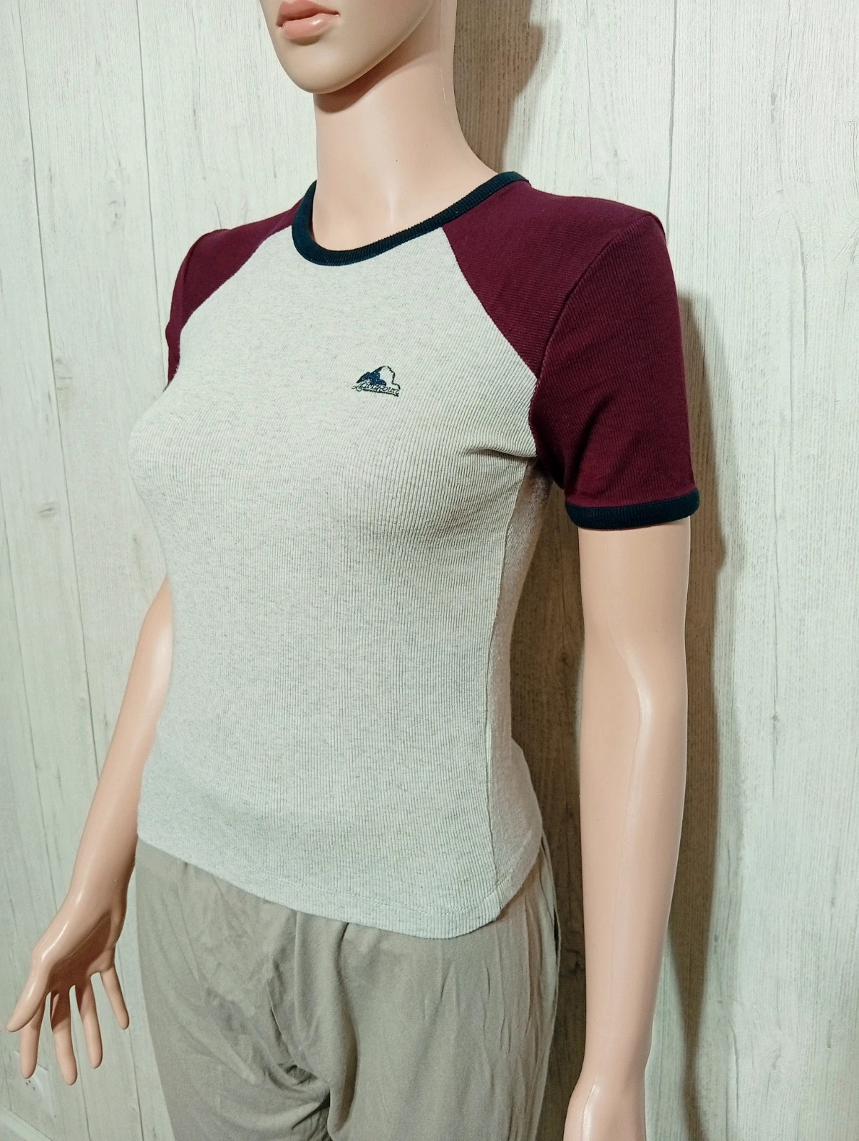 T-shirt manches courtes femme-taille S/36 - bershka - couleur gris bordeaux – Bershka – taille S / 36 / 8 5