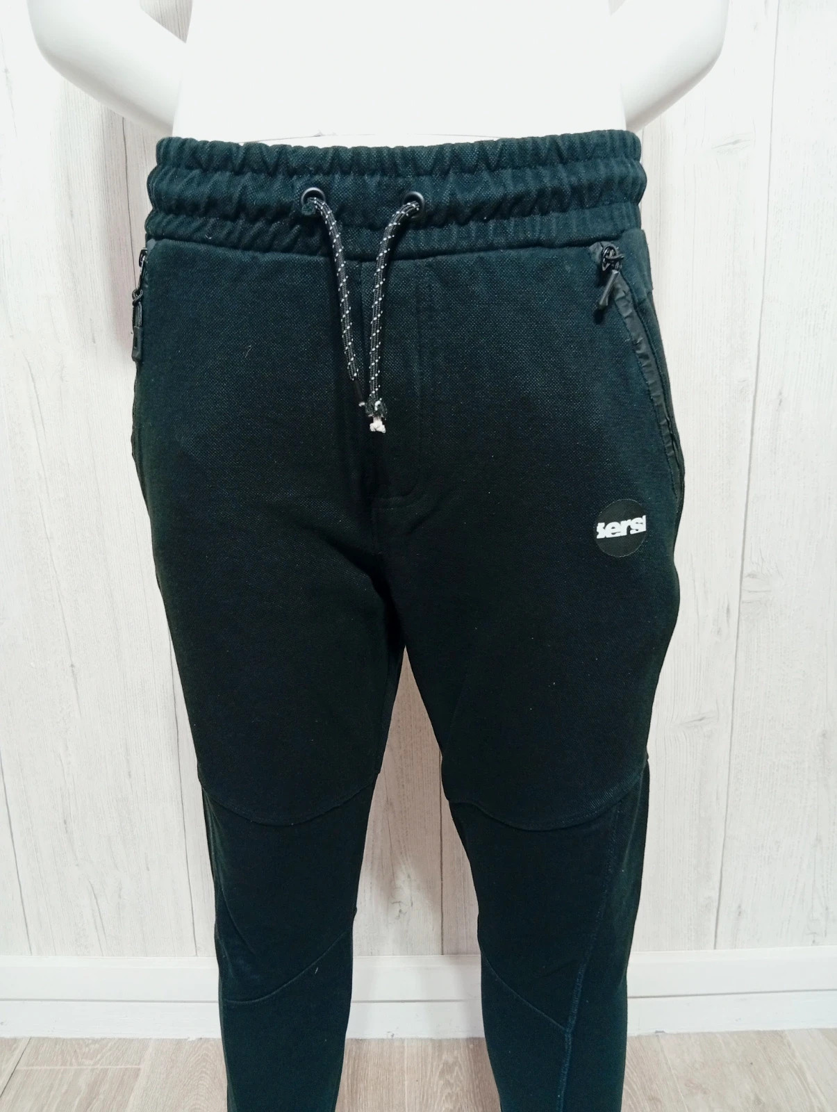Pantalon jogging garcon - taille 16 ans/M -bershka- couleur noir – Bershka – taille 16 ans / 176 cm 2