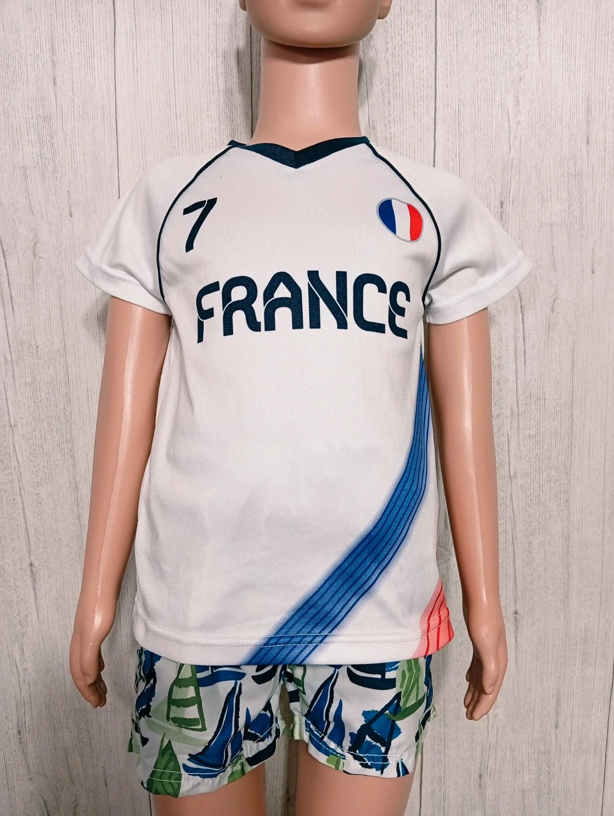 T-shirt imprimé manches courtes garcon - taille 4 ans(101/107 cm)- UEFA - couleur blanc marine