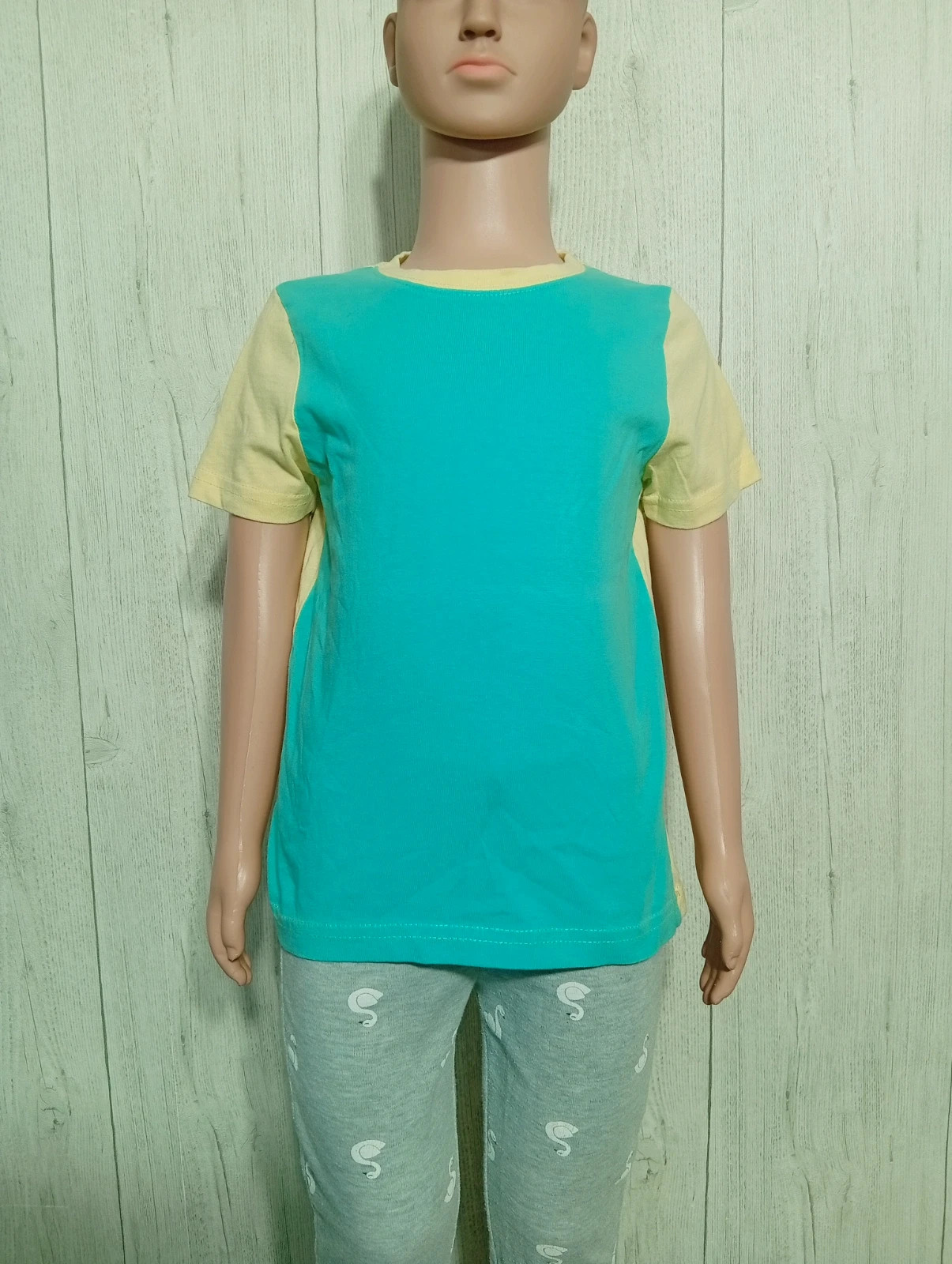T-shirt manche courte garcon- taille 2/4 ans ( 98/104 cm) - lupilu - couleur turquoise et jaune