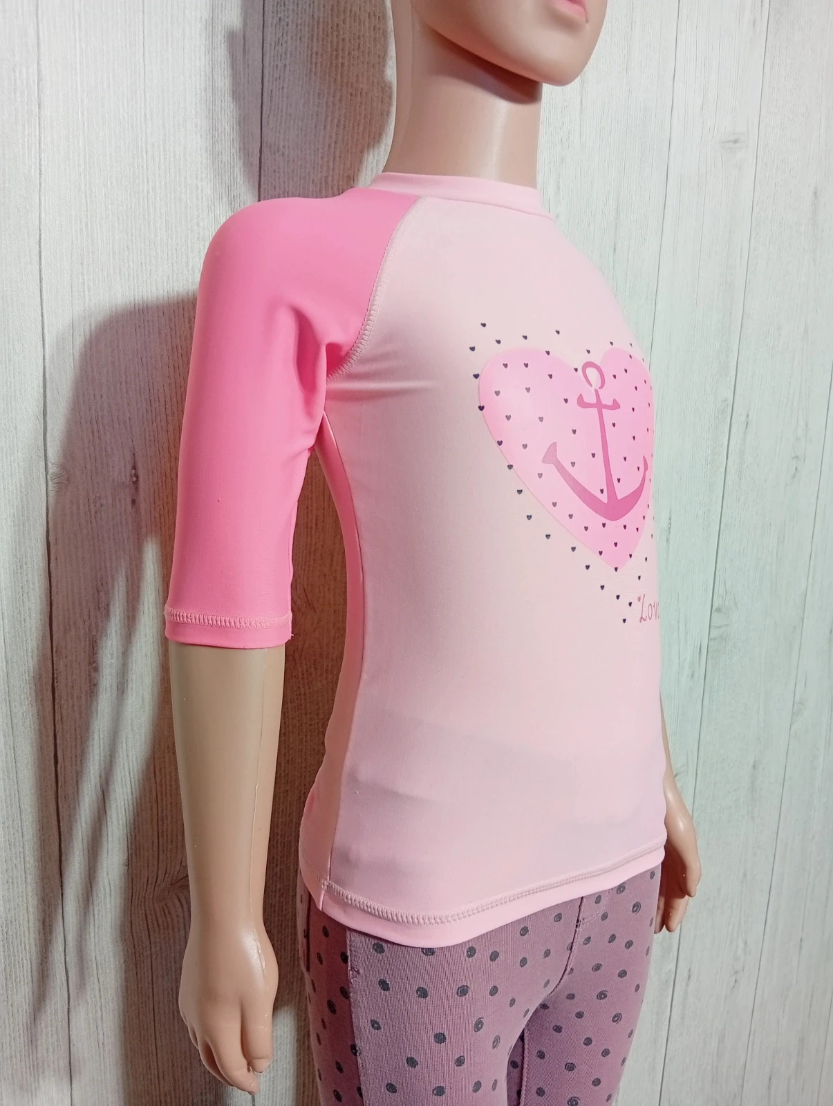 T-shirt de piscine fille - taille 3 ans (90/97 cm)- Kiabi - couleur rose – Kiabi – taille 3 ans / 98 cm 4