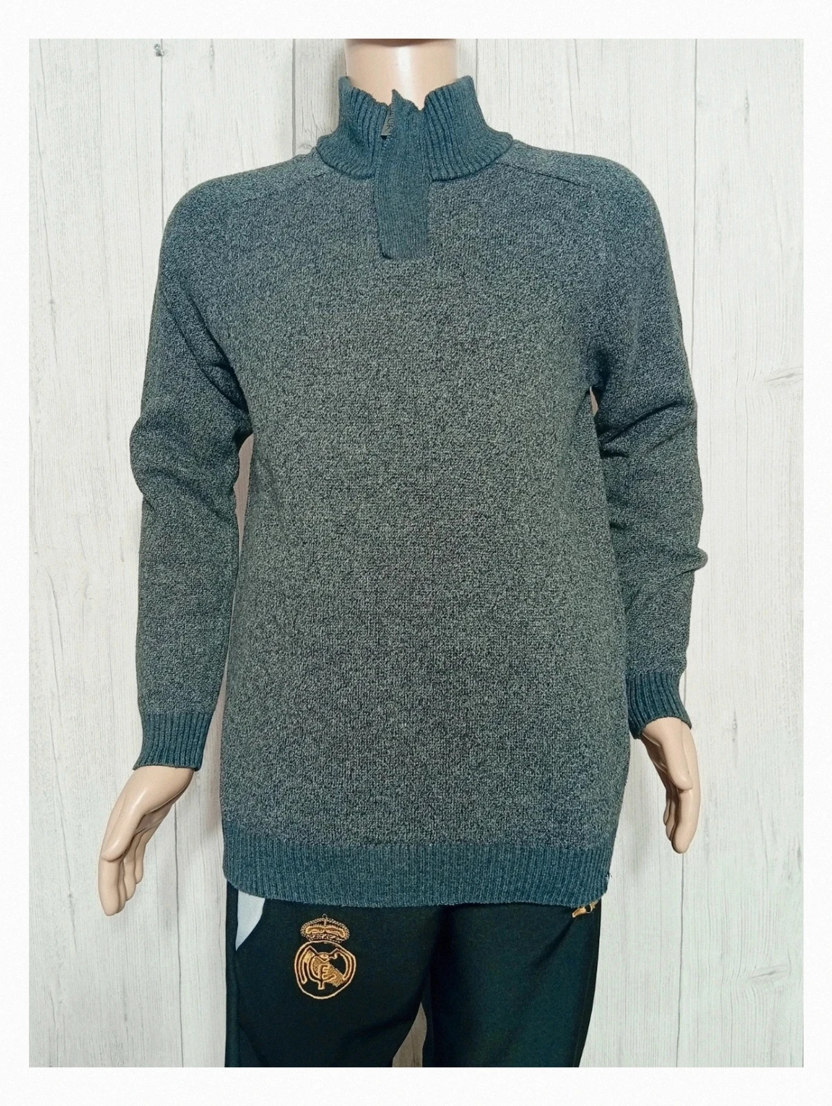 Pull gris garcon - taille 10 ans ( 140 cm) -okaidi