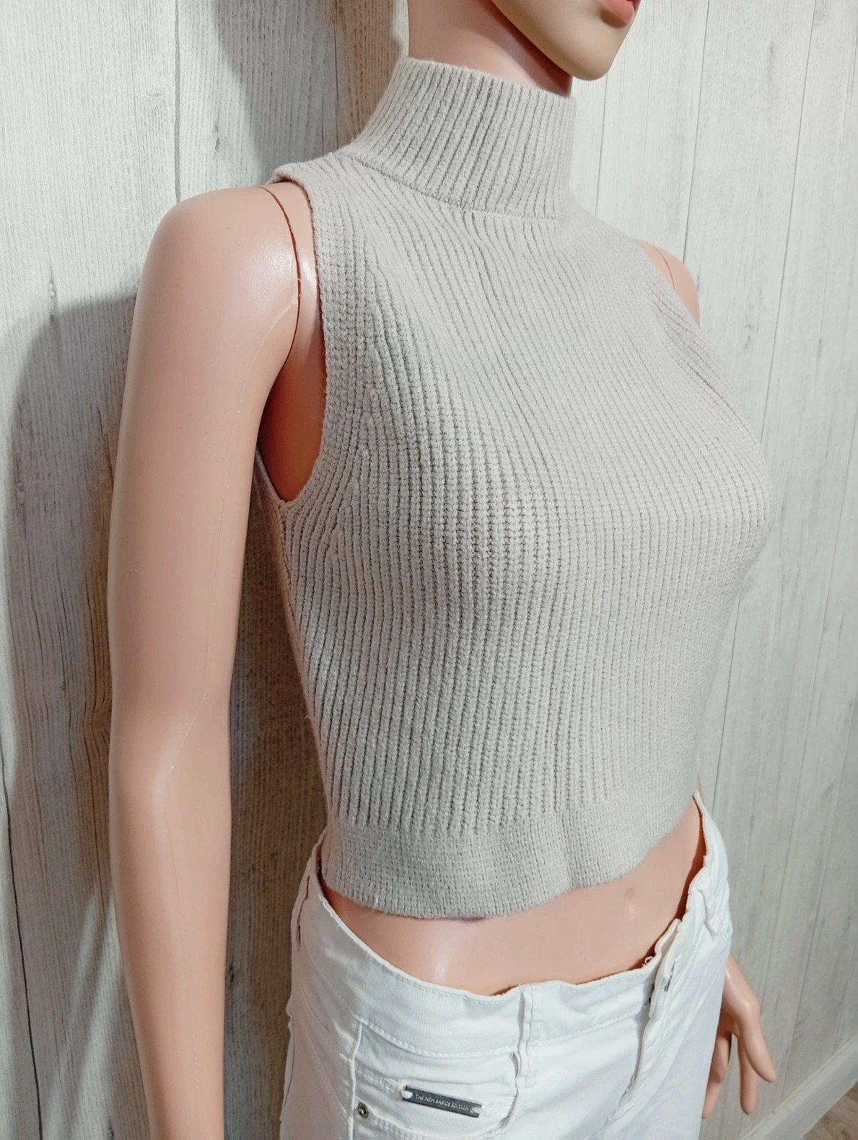 Top court sans manches femme - taille S/36 - Zara - couleur beige – Zara – taille S / 36 / 8 4