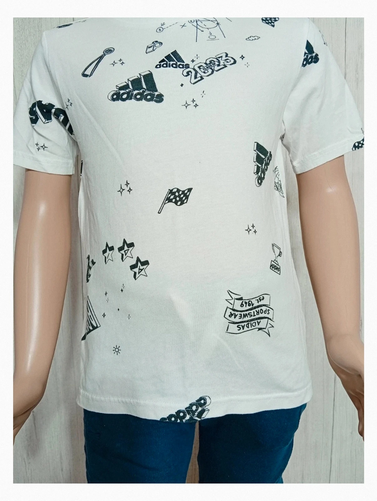 T-shirt adidas - taille 7/8 ans (128 cm) - manche courte - couleur blanc et noir – adidas – taille 8 ans / 128 cm 3