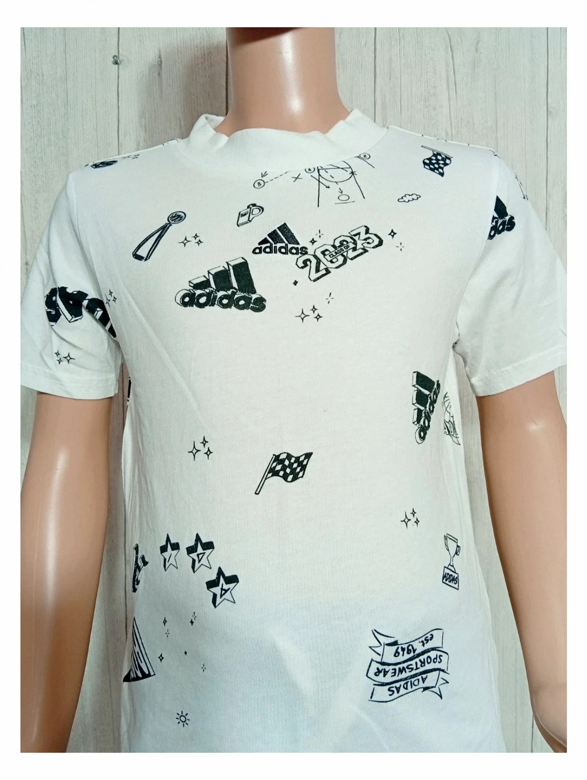 T-shirt adidas - taille 7/8 ans (128 cm) - manche courte - couleur blanc et noir – adidas – taille 8 ans / 128 cm 2