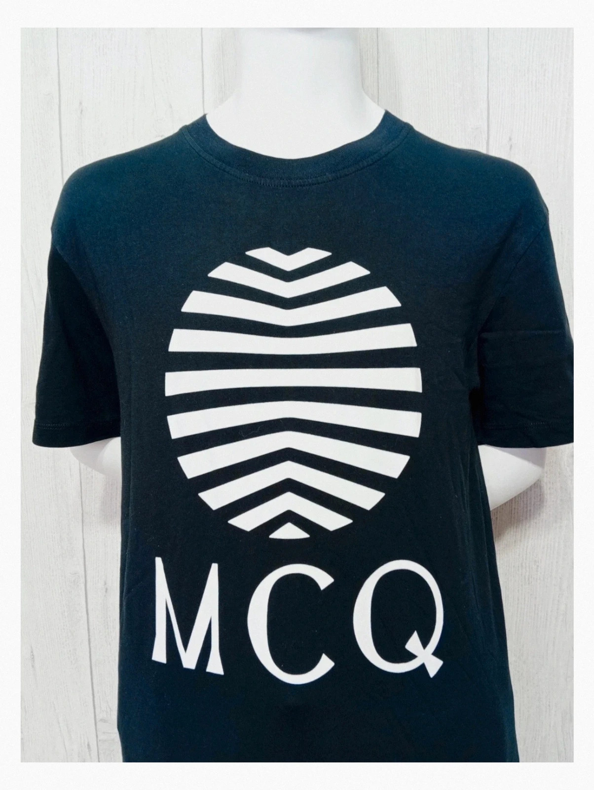 T-shirt MCQ homme manche courte - couleur noir et blanc - taille M/38 – MCQ – taille M 2