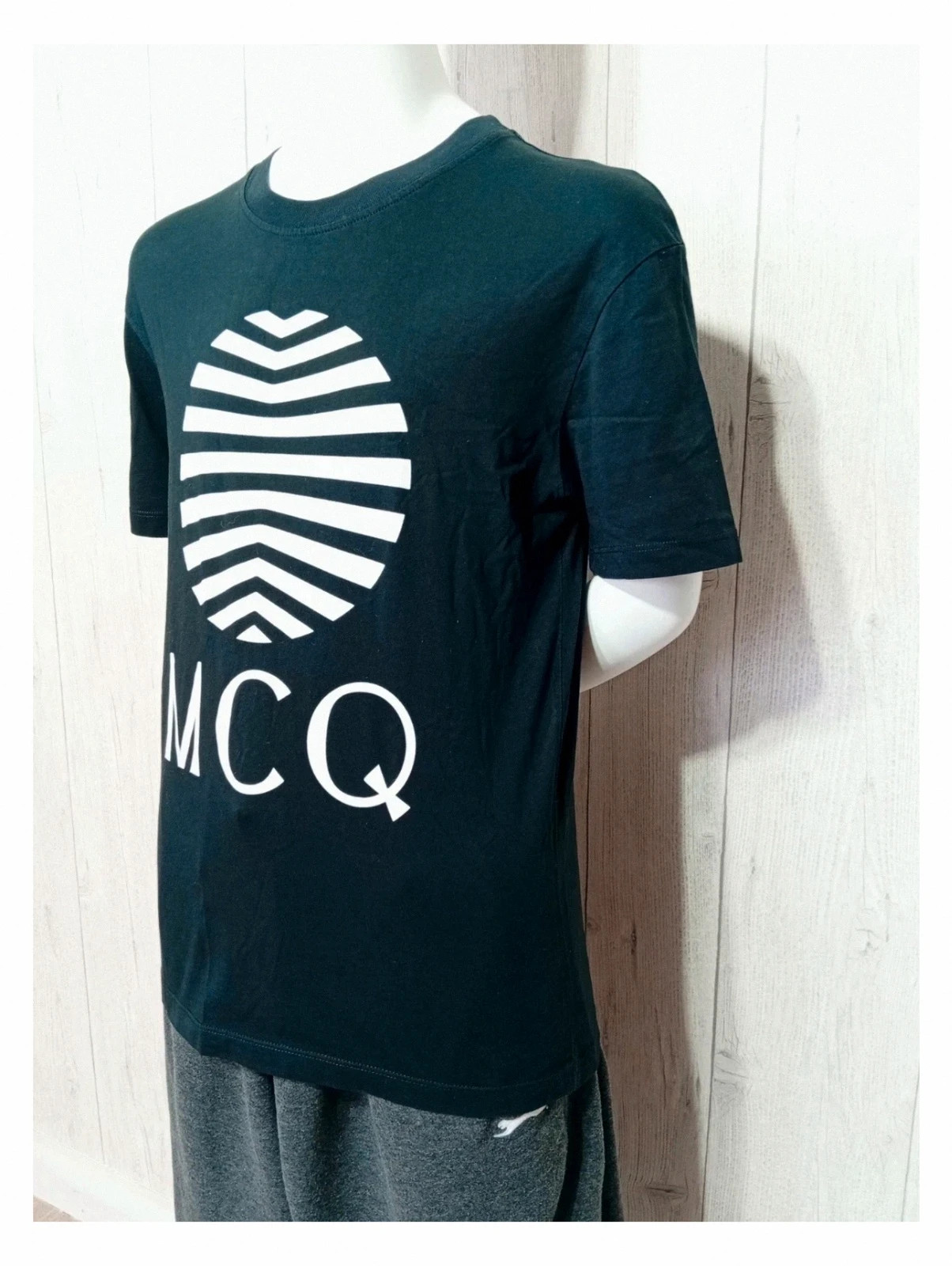 T-shirt MCQ homme manche courte - couleur noir et blanc - taille M/38 – MCQ – taille M 5