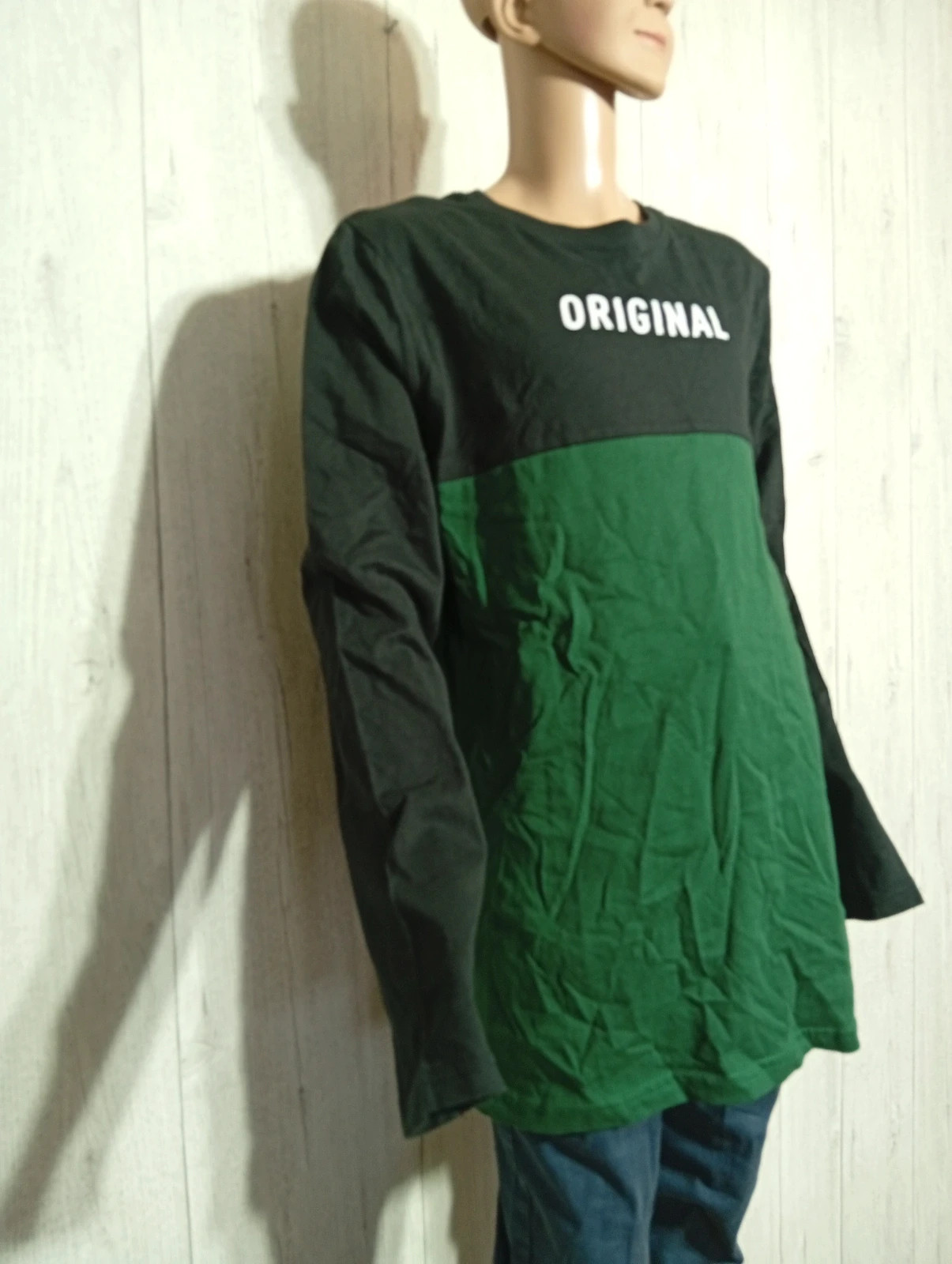 T-shirt manches longues garcon - taille 13/14 ans ( 164 cm) - primark - couleur noir et vert foncé – Primark – taille 14 ans / 164 cm 4