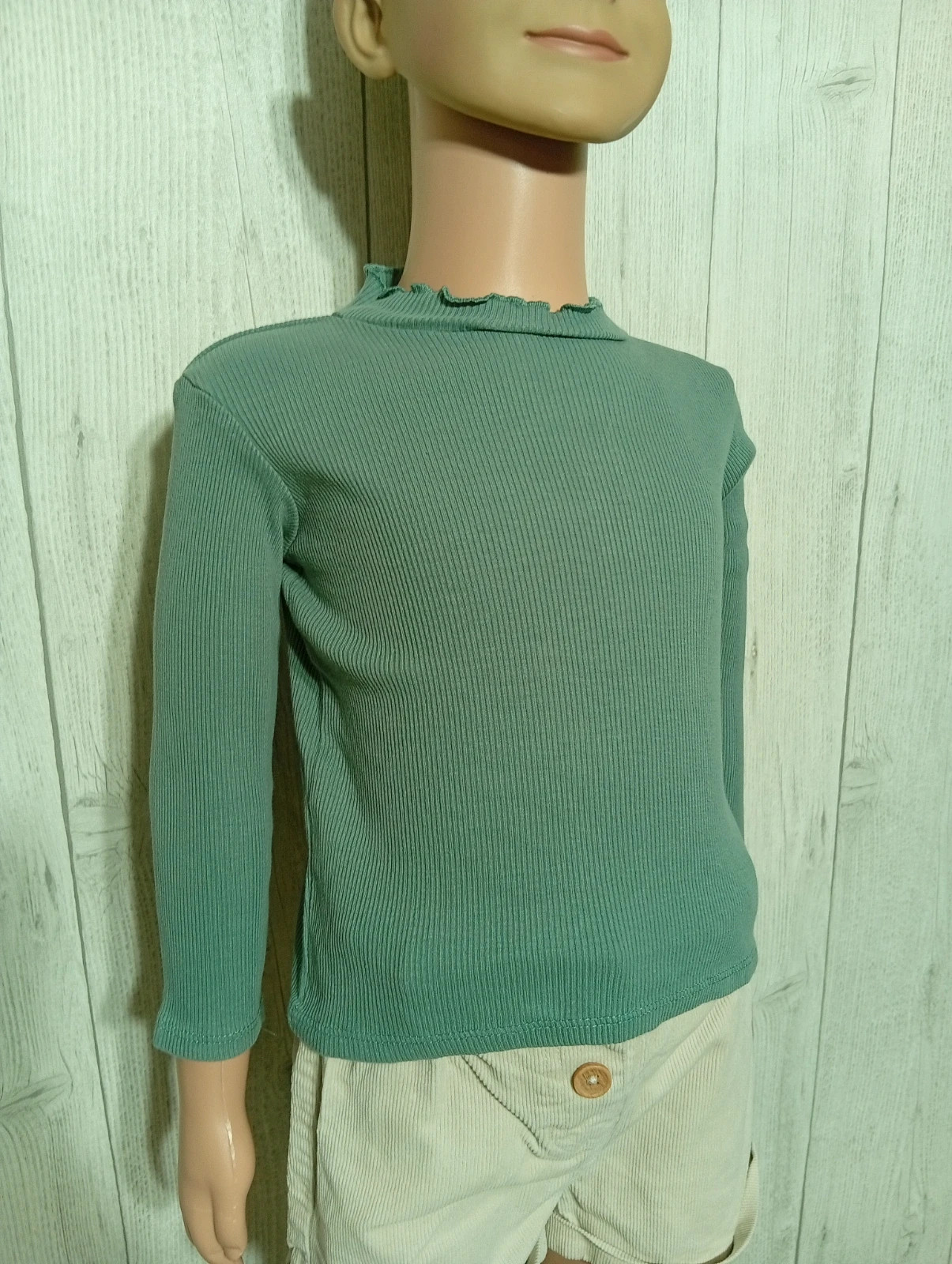 T-shirt manches longues fille - taille 2 ans (83/89 cm) - Kiabi - couleur vert – Kiabi – taille 18-24 mois / 86 cm 2