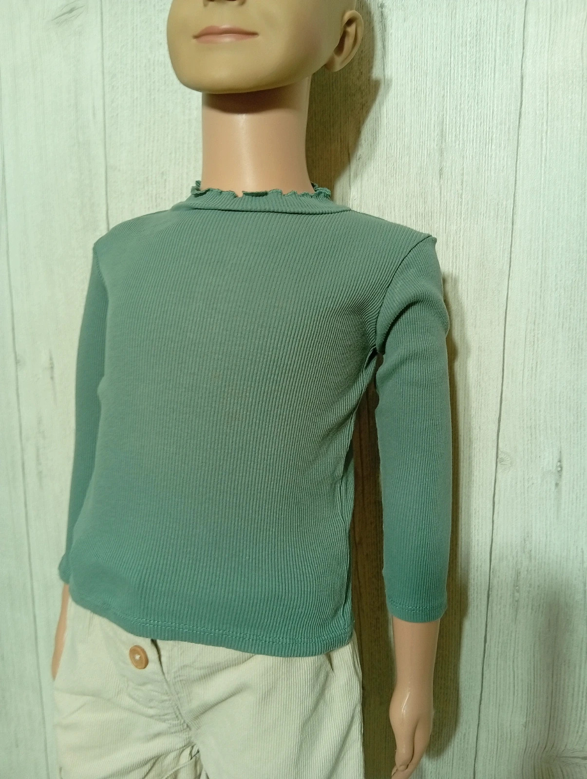 T-shirt manches longues fille - taille 2 ans (83/89 cm) - Kiabi - couleur vert – Kiabi – taille 18-24 mois / 86 cm 3