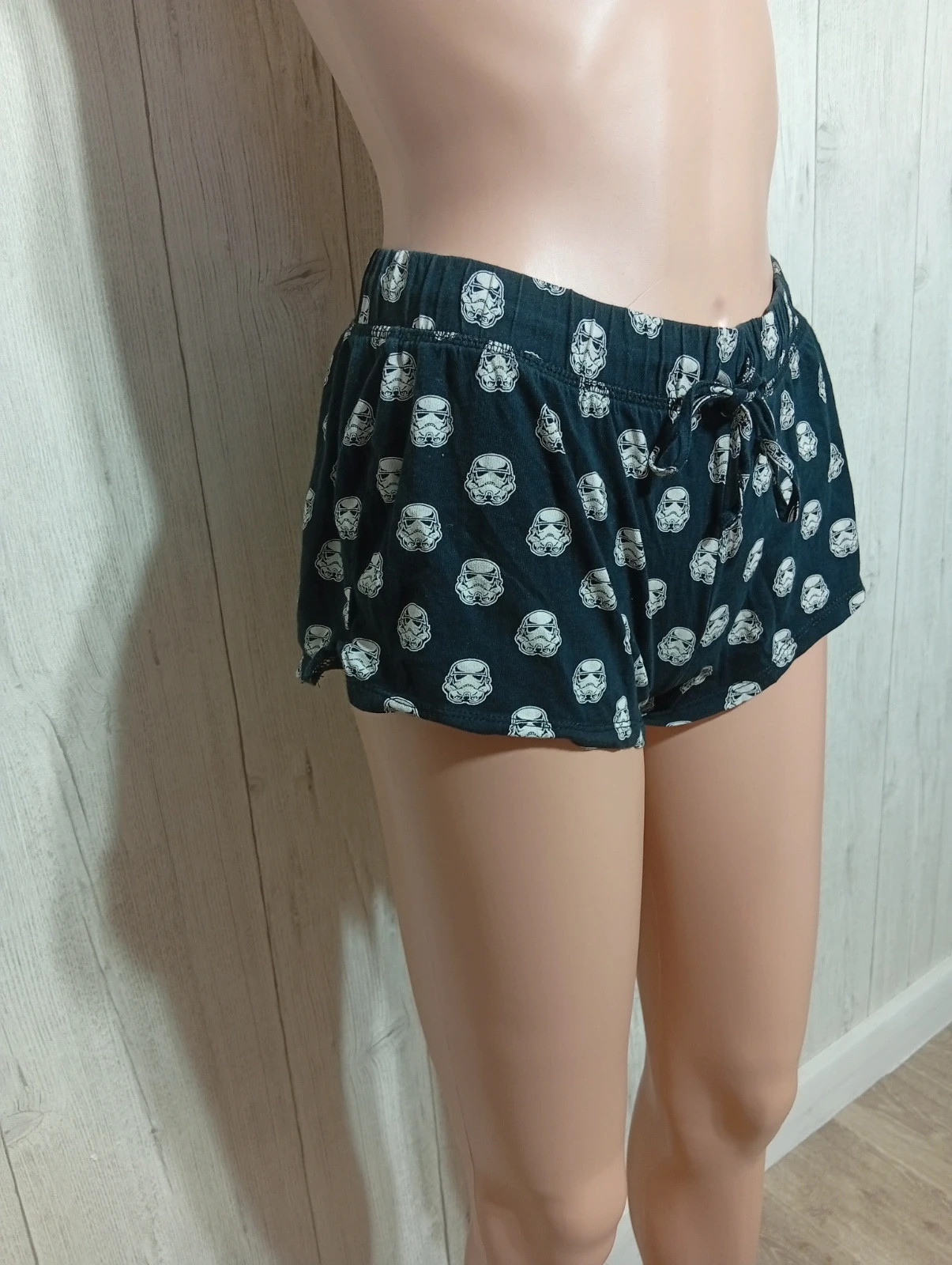 Short de pyjama femme - taille S/36 - star wars - couleur noir et blanc – Star Wars – taille S / 36 / 8 2