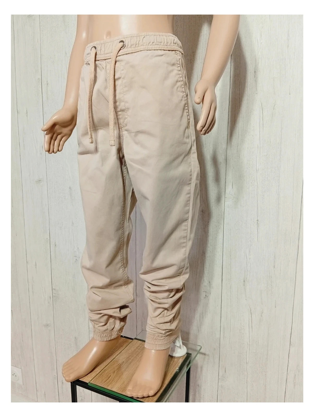 Pantalon Kiabi garçon - couleur beige - taille XS/14 ans – Kiabi – taille XS 5