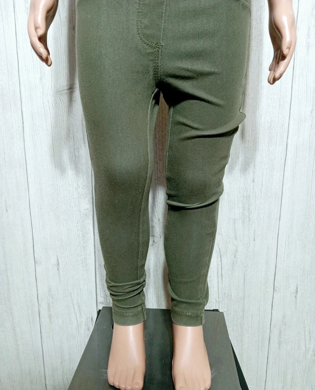 Pantalon fille- Taille 2/4 ans ( 98/104 cm) - lupilu- couleur vert fonce – Lupilu – taille 3 ans / 98 cm 3