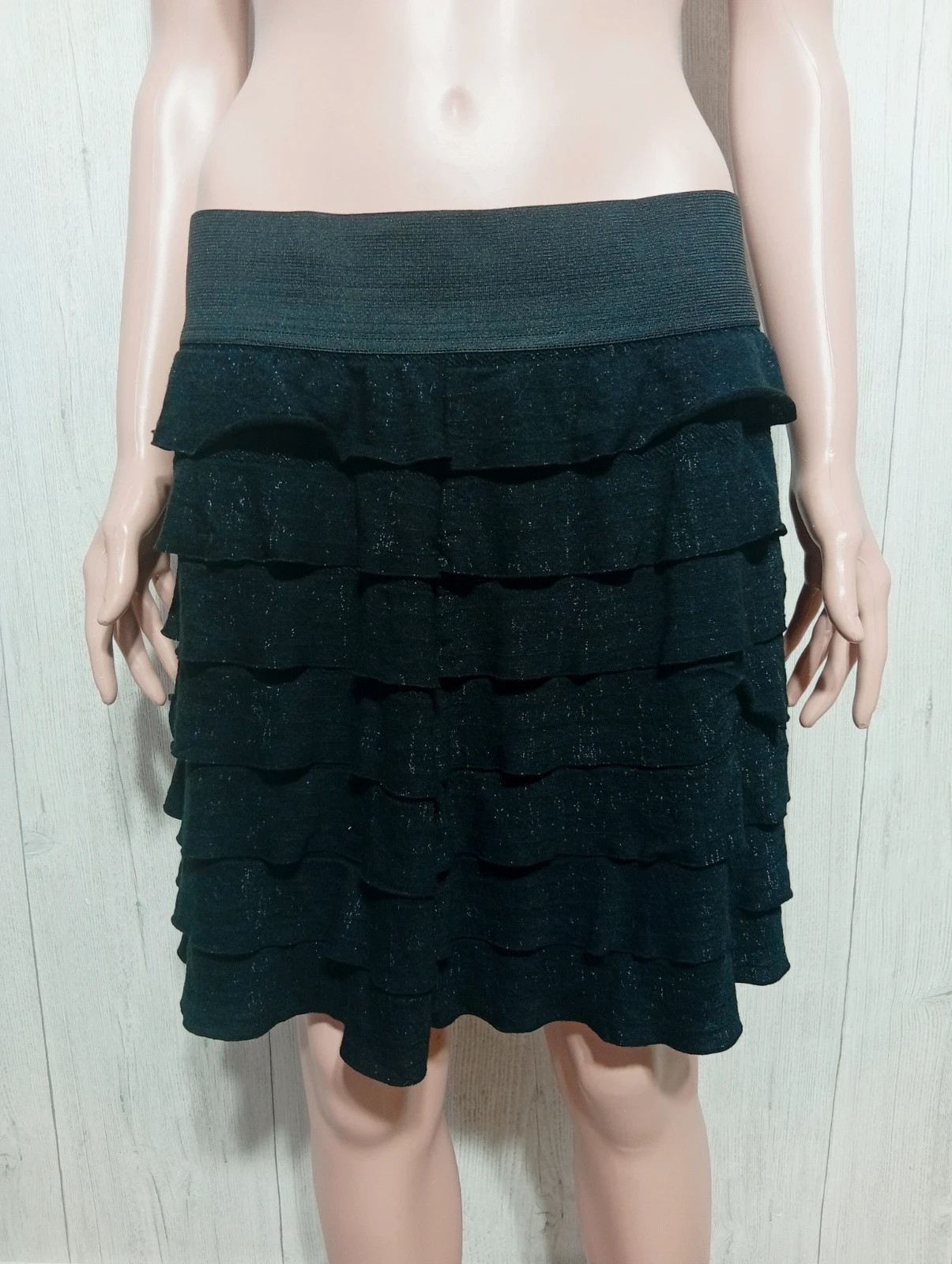 Jupe femme - taille XL/42- couleur noir – taille XL / 42 / 14