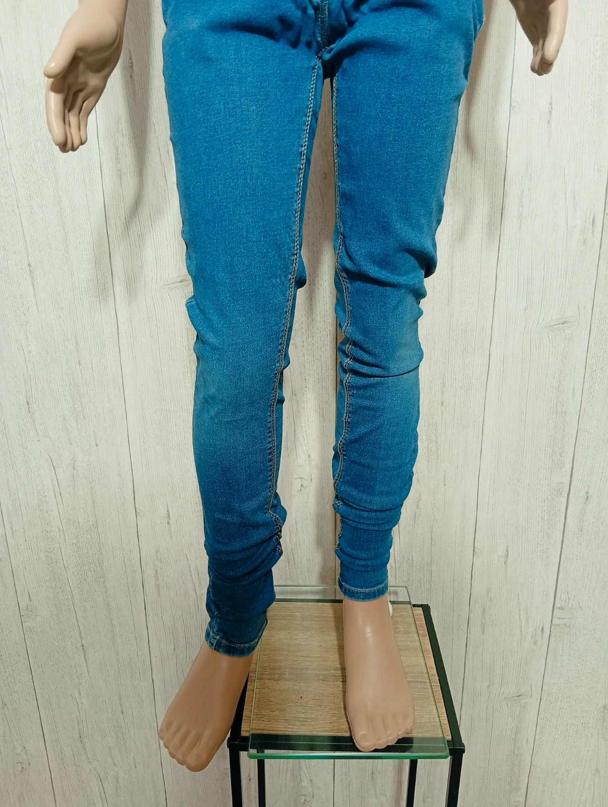 Jeans fille - taille 12 ans ( 146/152 cm) - Kiabi - couleur bleu – Kiabi – taille 12 ans / 152 cm 3