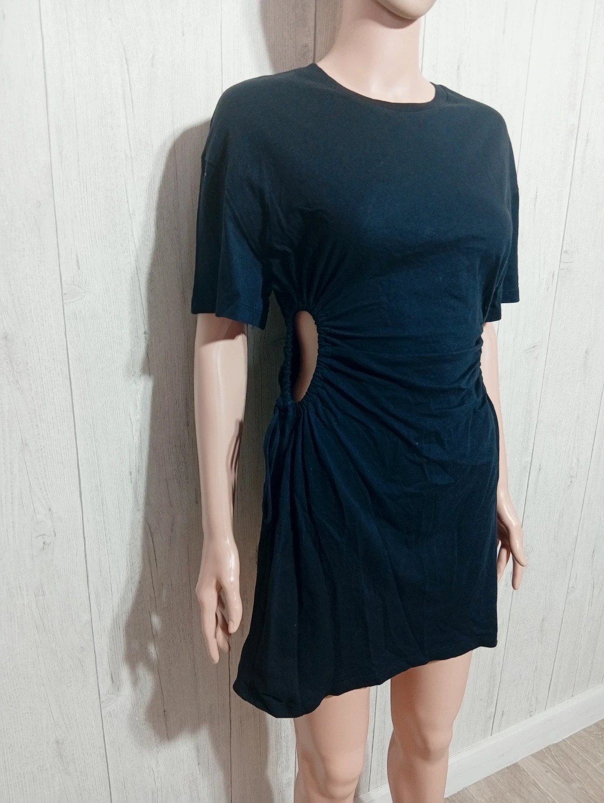 Robe femme - taille S/36 - Bershka - couleur noir – Bershka – taille S / 36 / 8 4