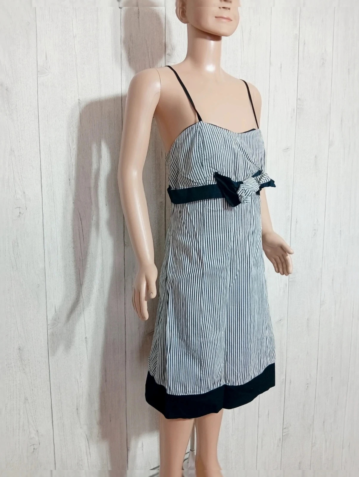 Robe fille d'été - couleur noir et blanc - taille 8 ans – taille 8 ans / 128 cm 4