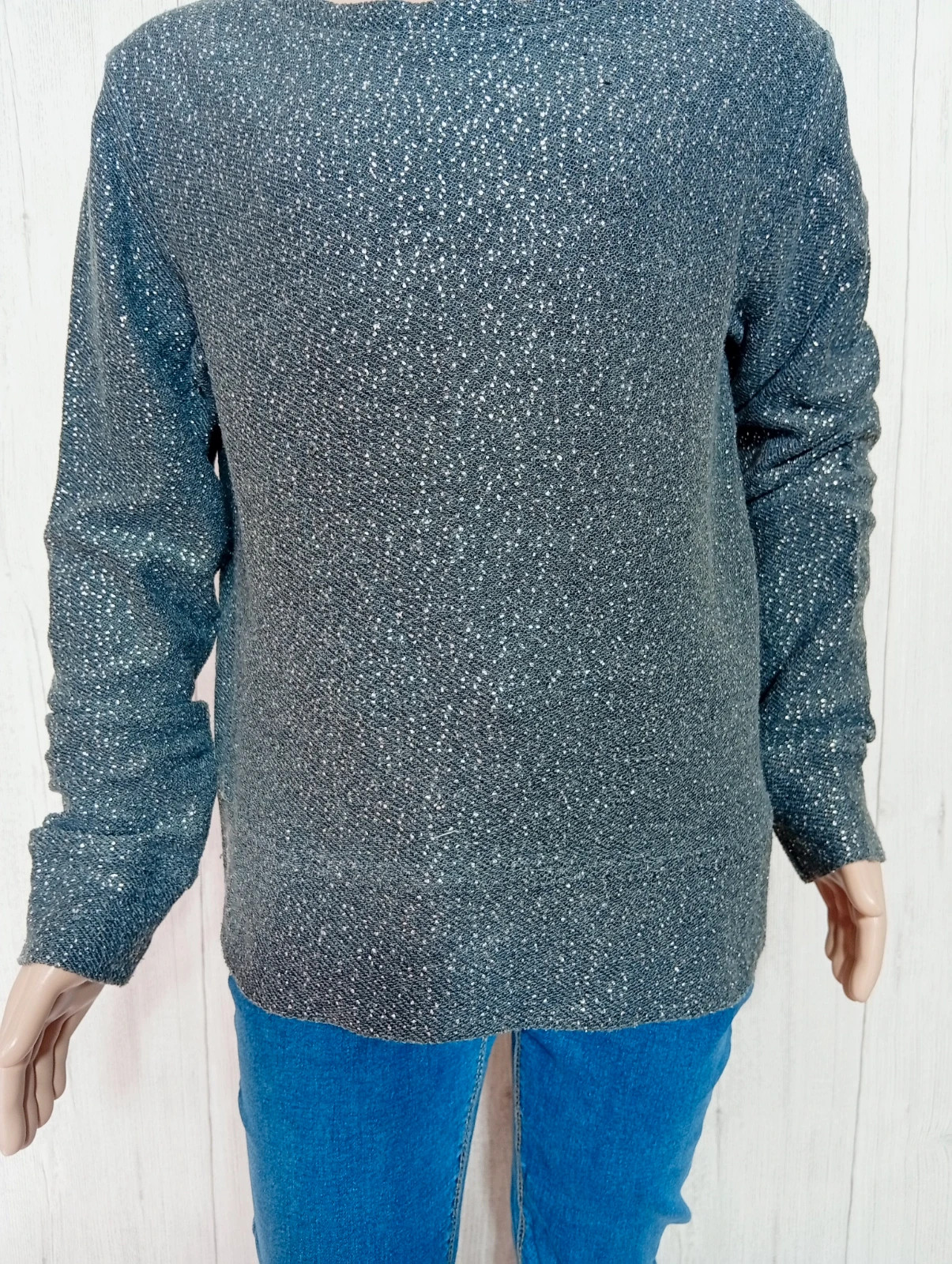 Pull manches longues fille - taille 12 ans ( 146/152 cm) - Kiabi - couleur gris argente – Kiabi – taille 12 ans / 152 cm 3