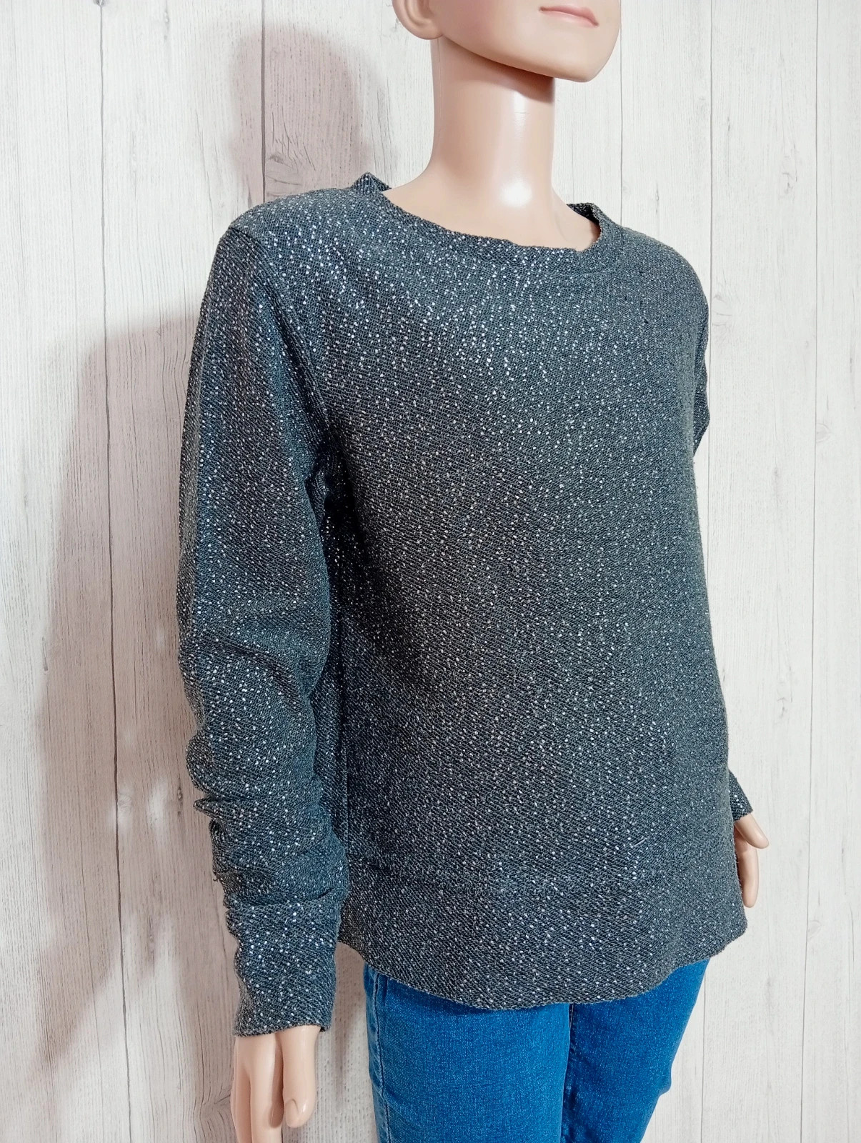 Pull manches longues fille - taille 12 ans ( 146/152 cm) - Kiabi - couleur gris argente – Kiabi – taille 12 ans / 152 cm 4